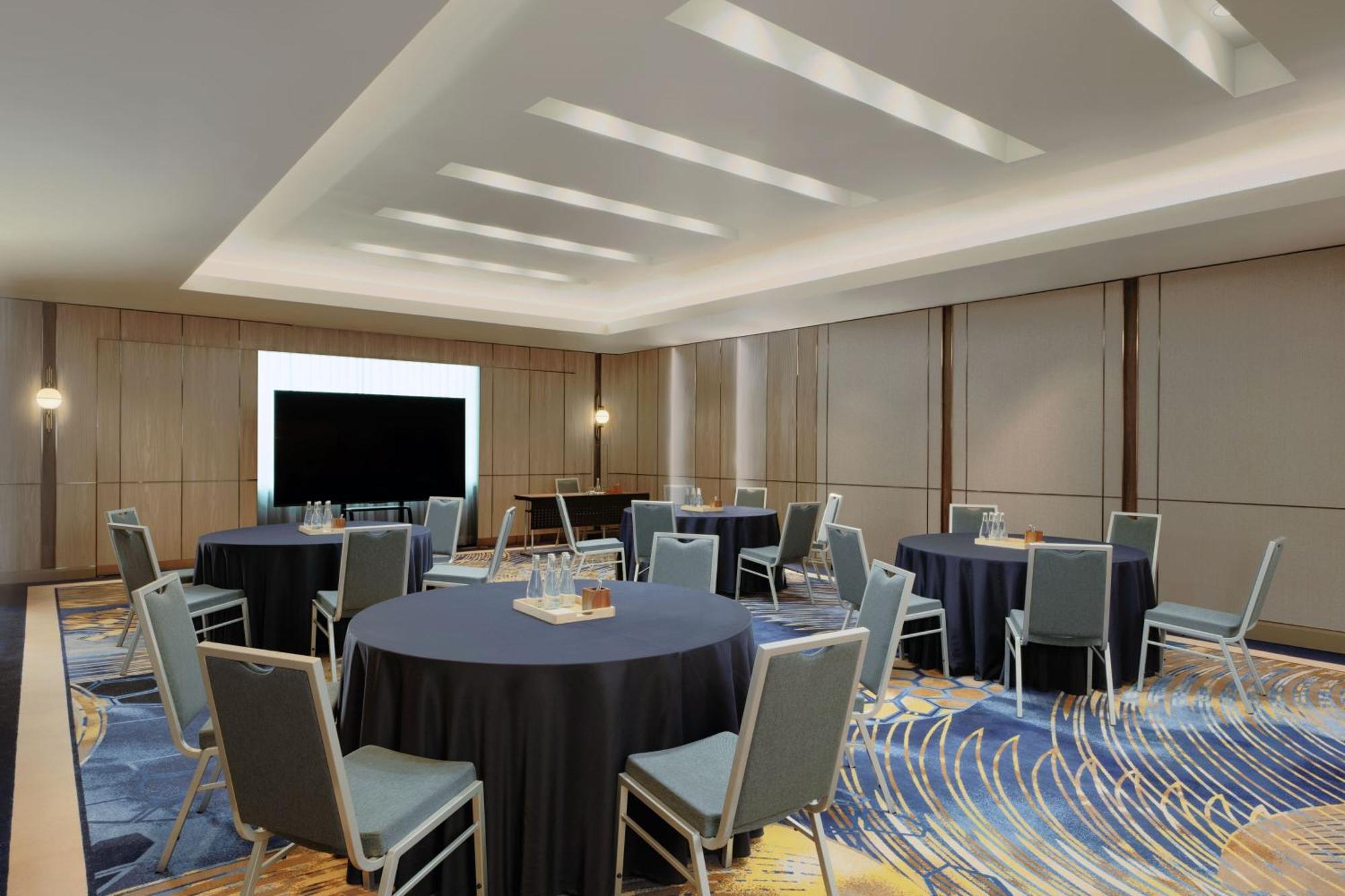 Royal Orchid Sheraton Riverside Banguecoque