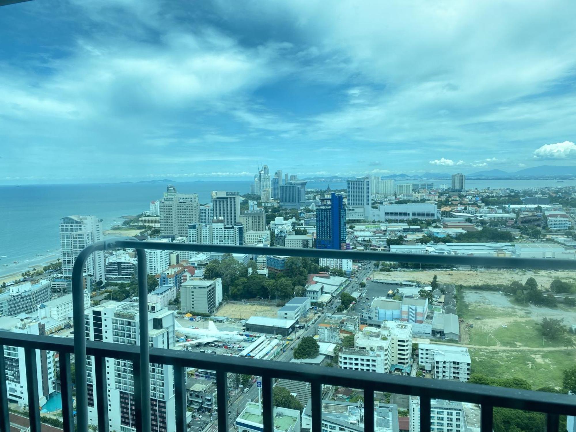 Centric Sea Pattaya中心海 Apartamento Pattaya
