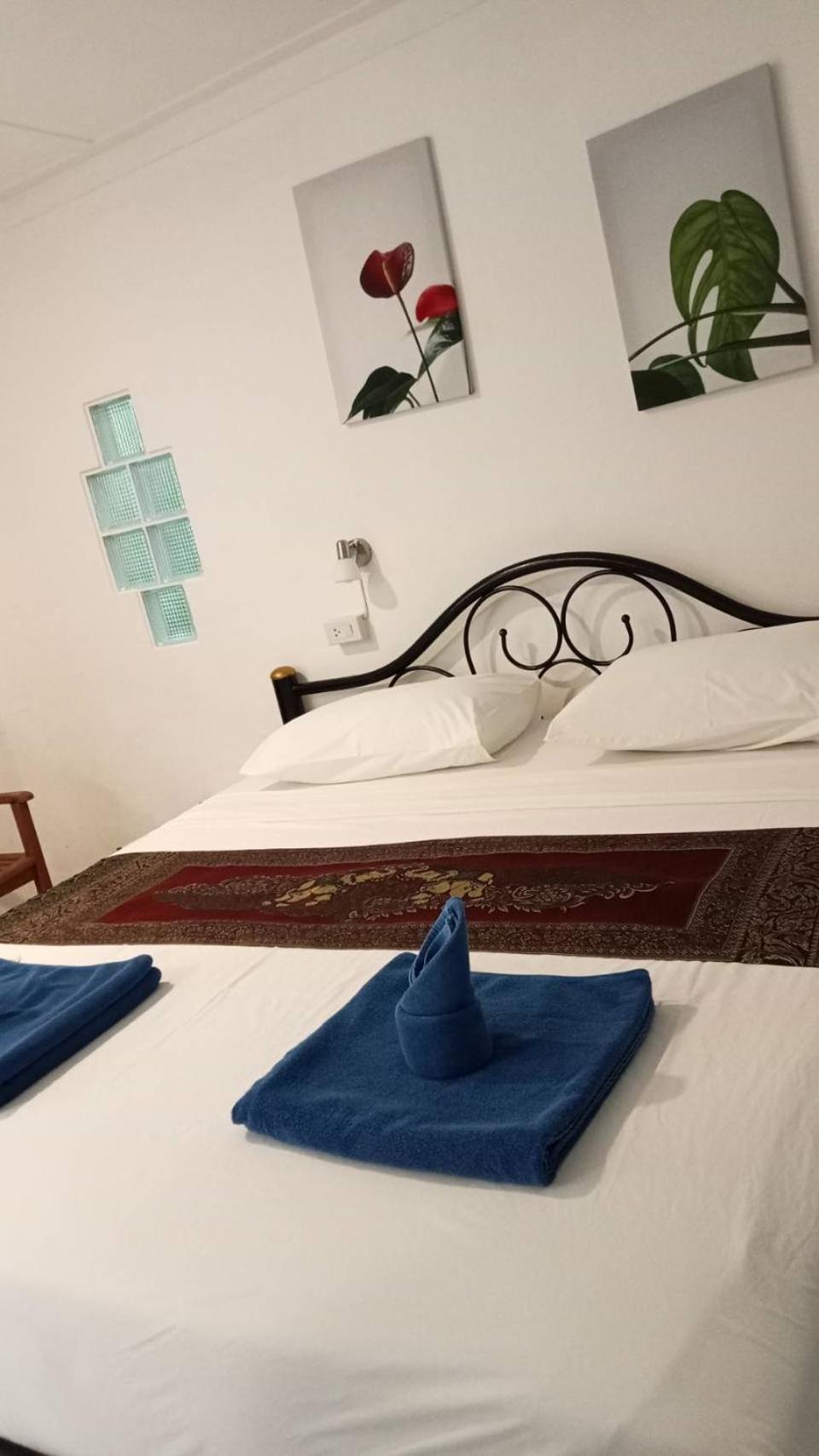 Resort Lanta Island 3*