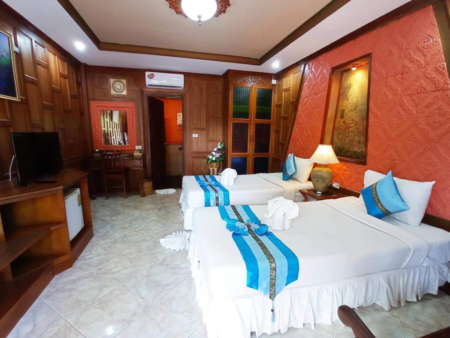 Coconut Resort, Resort