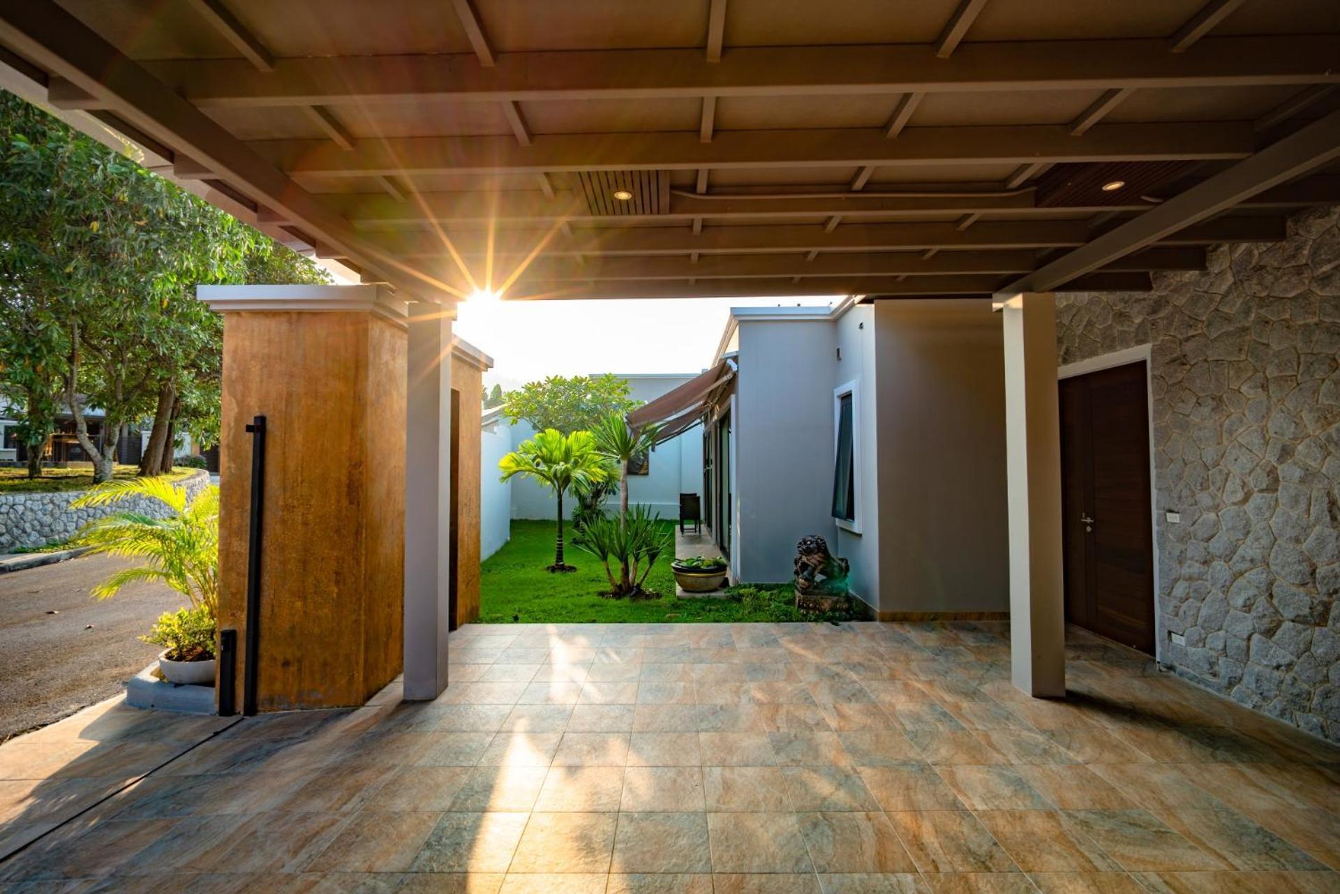 Horizon Gardens - Stunning 3 Bedroom Pool Villa Phuket