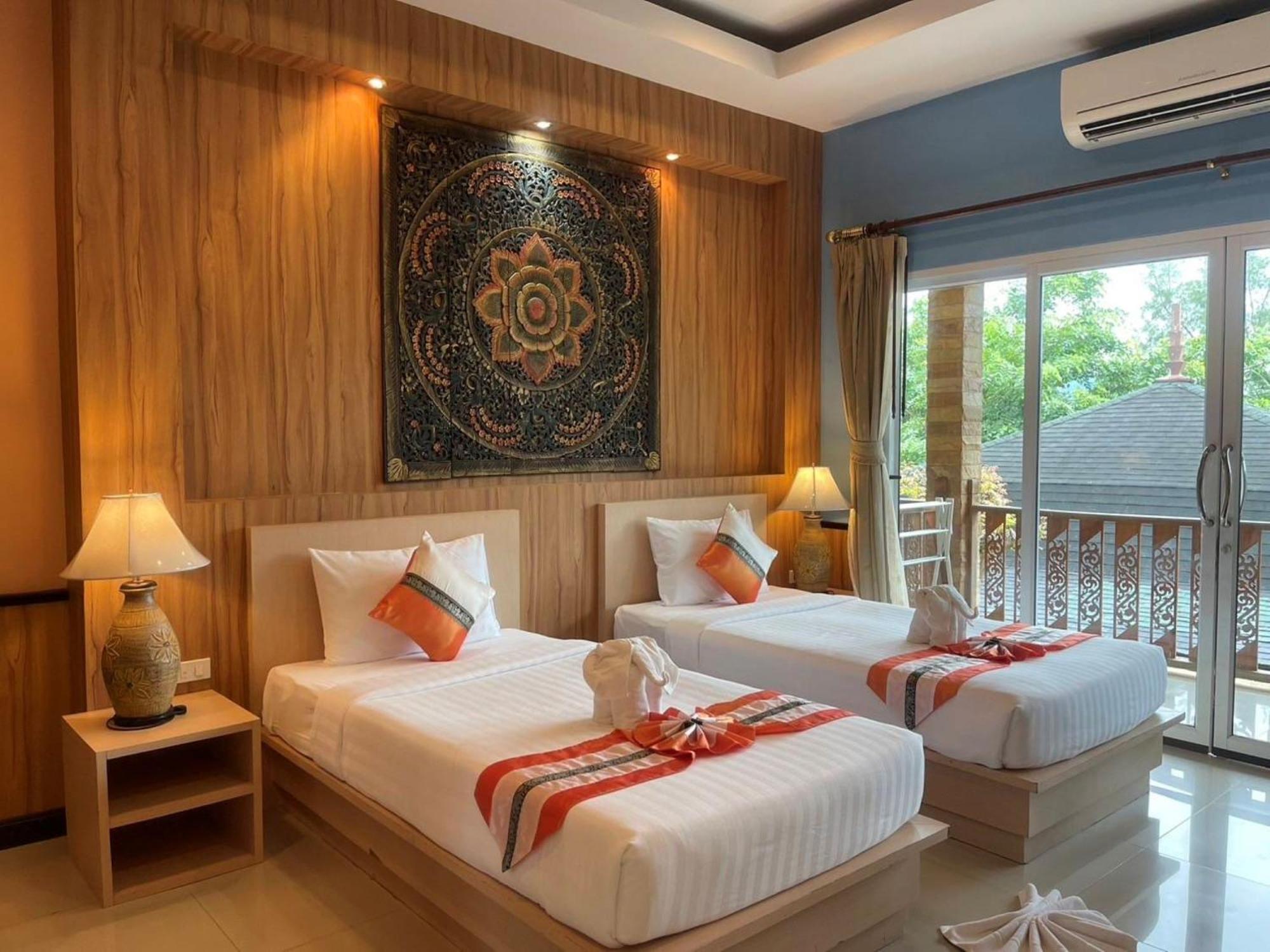 Coconut Resort, Resort