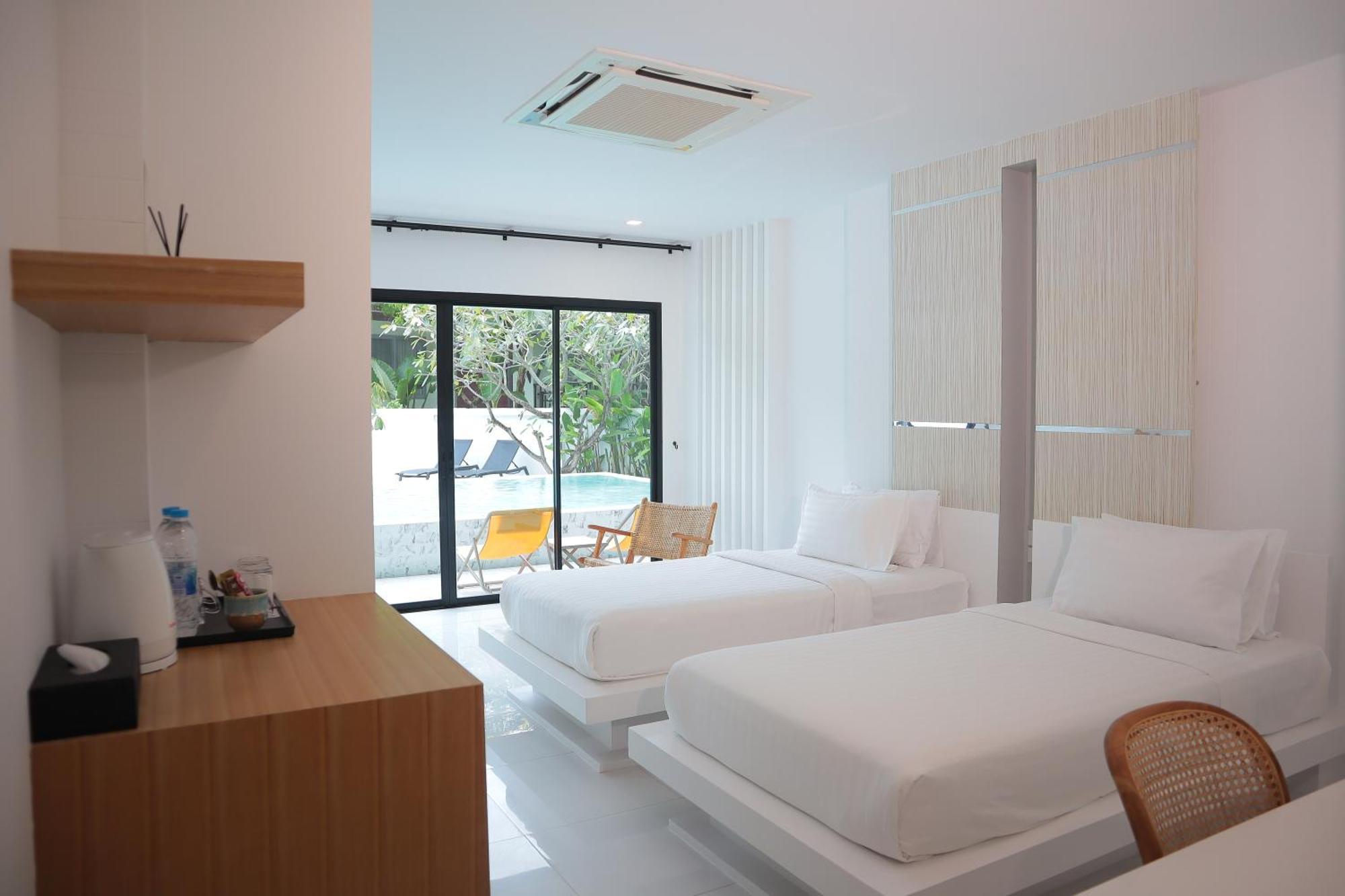 Ton Sai Tropical Island Hotel 3*
