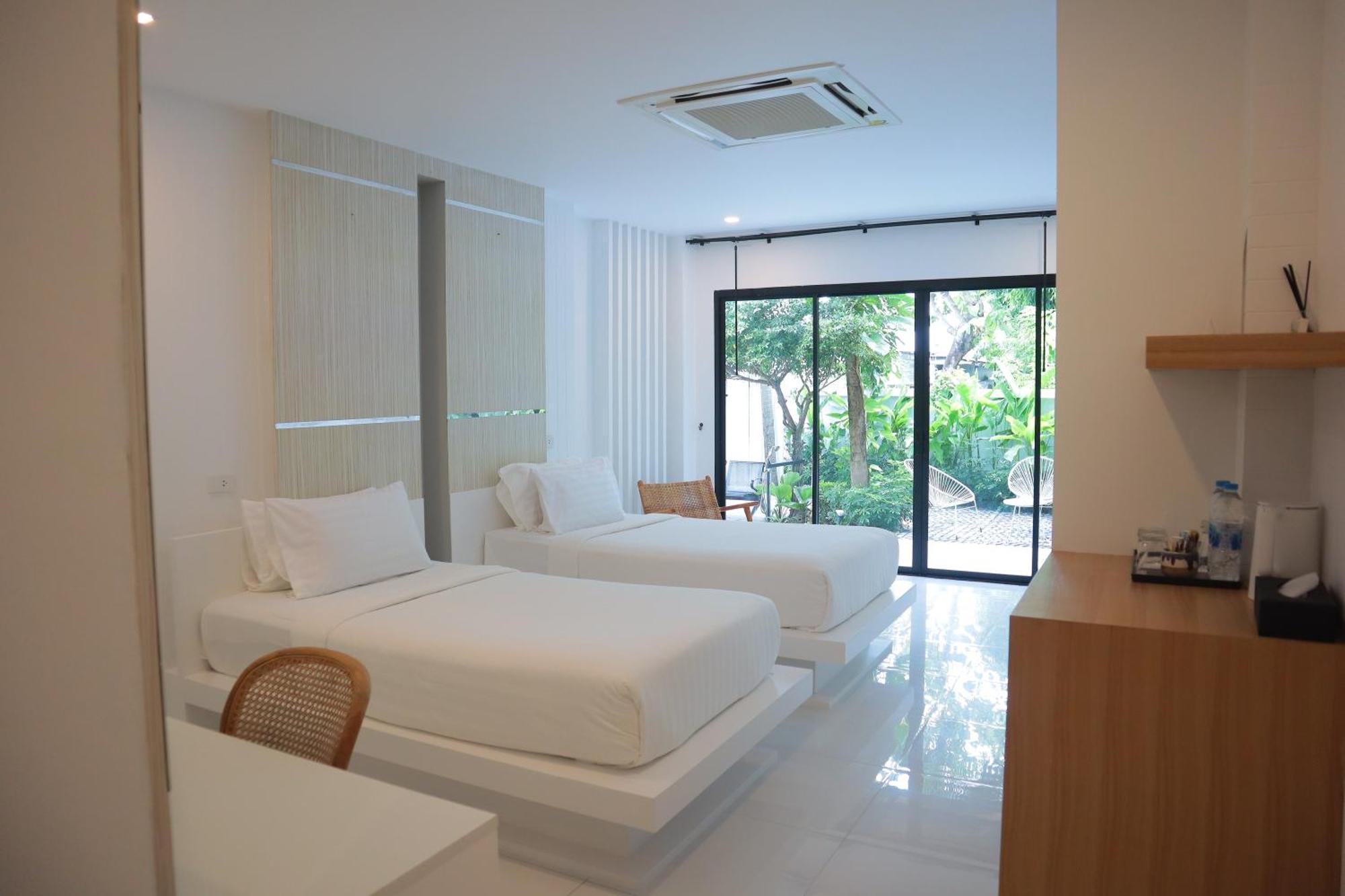 Ton Sai Tropical Island