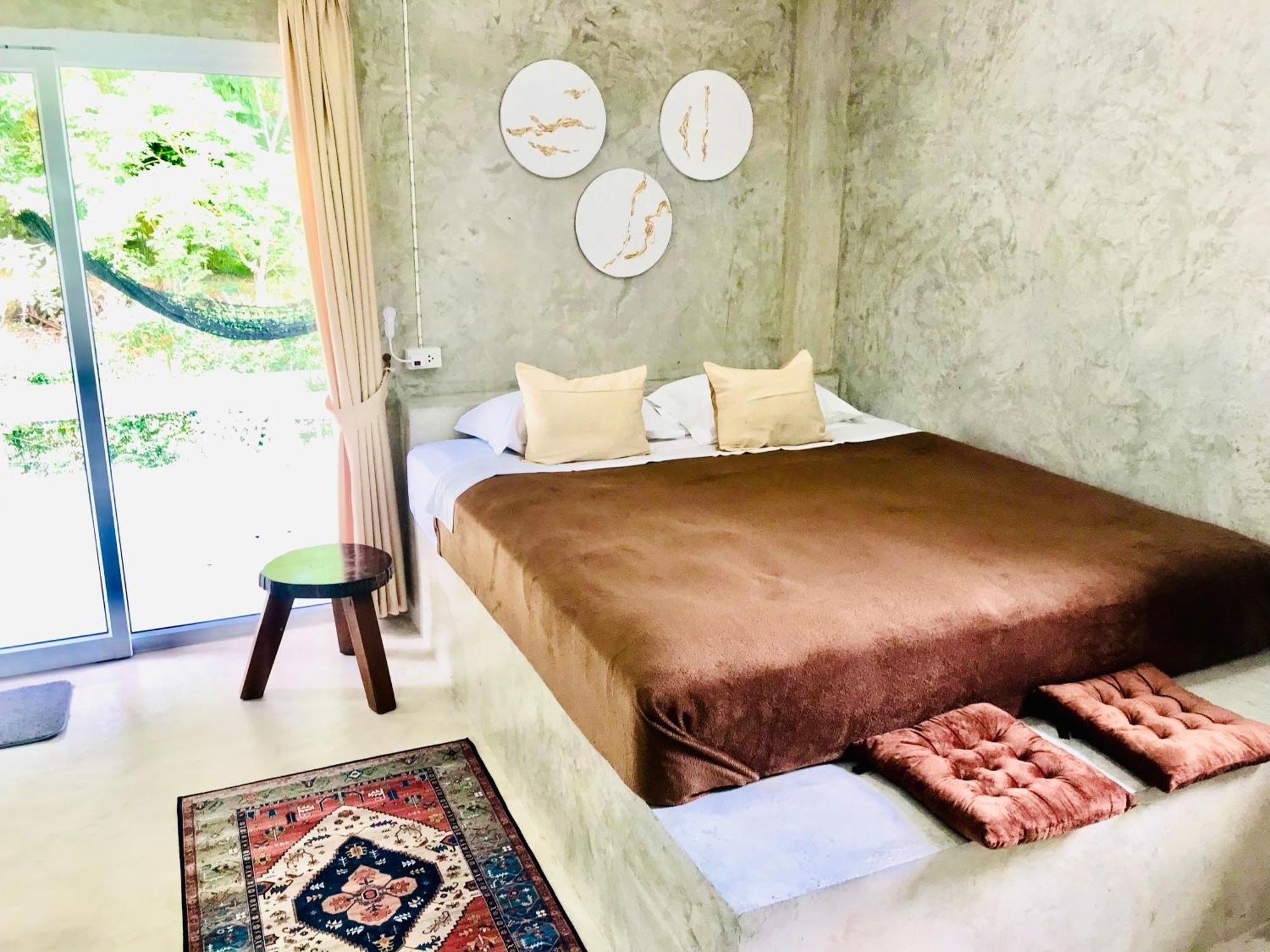 Resort New Moon Thongsala