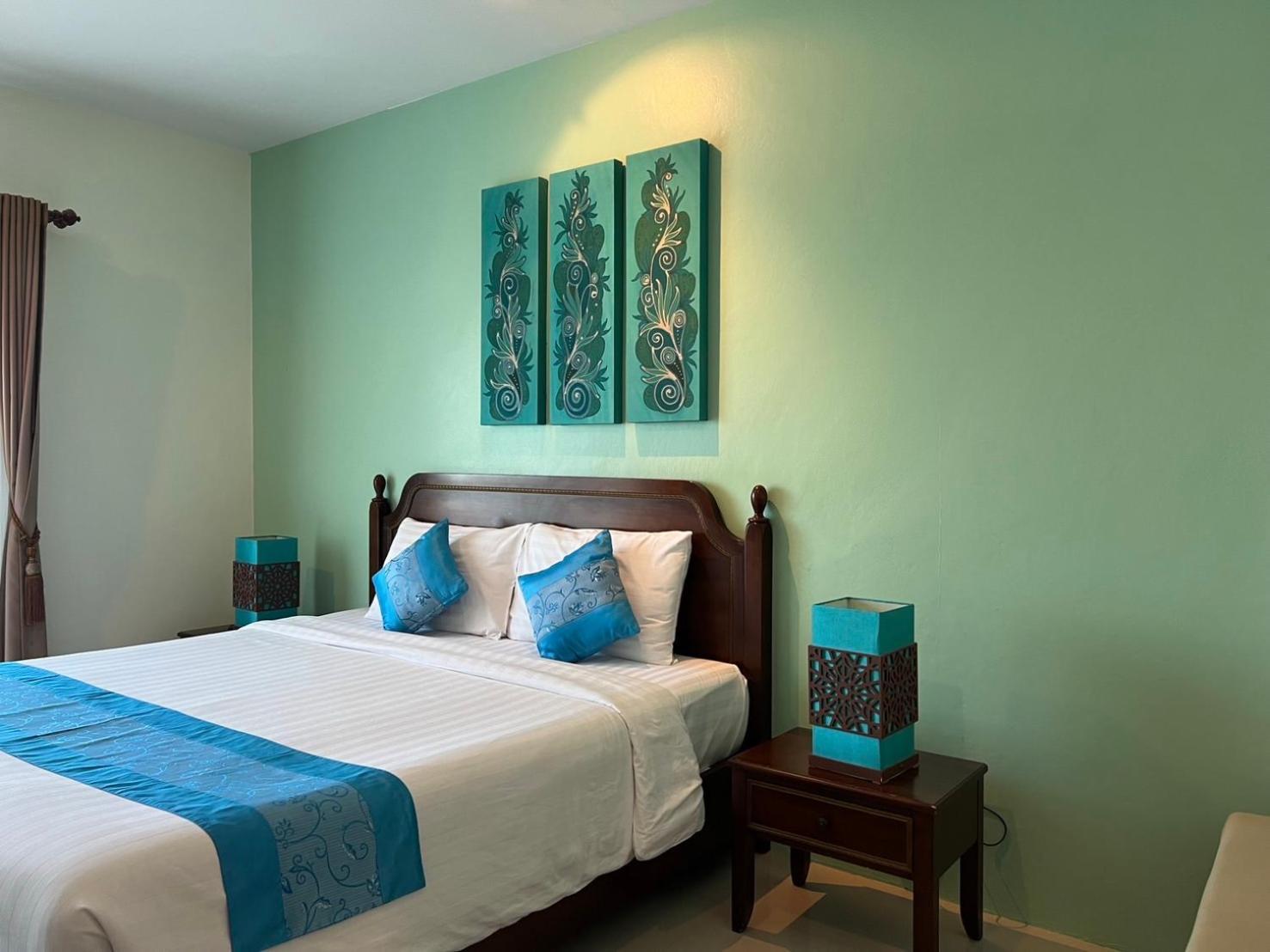 Front Bay Resort Krabi