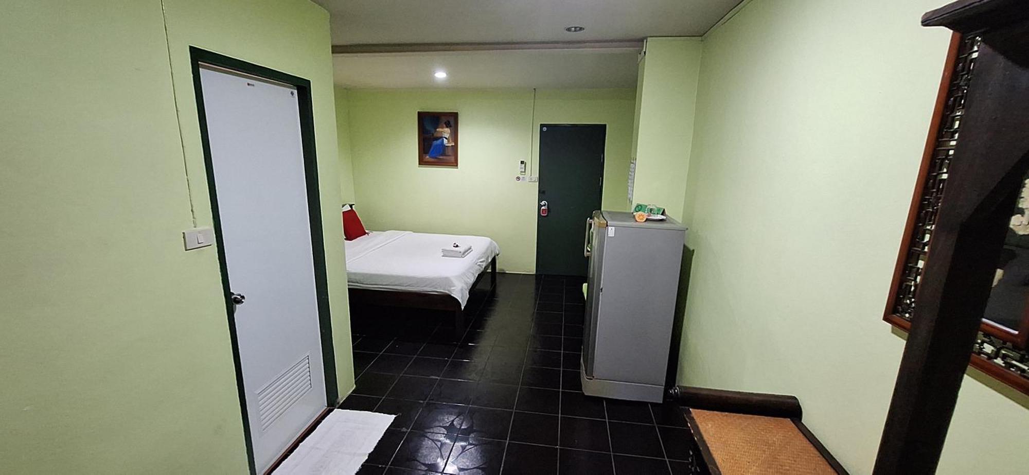 Kluay Mai Guest House