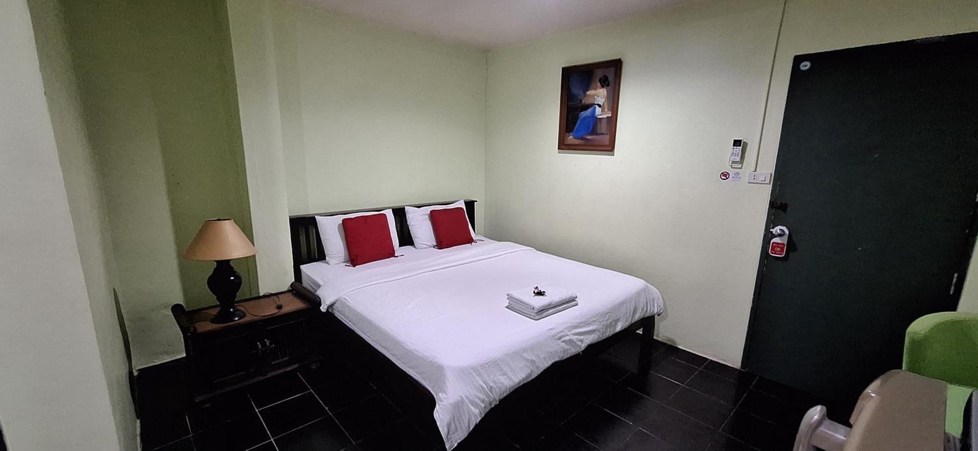 Guest house Kluay Mai Guest House 2*