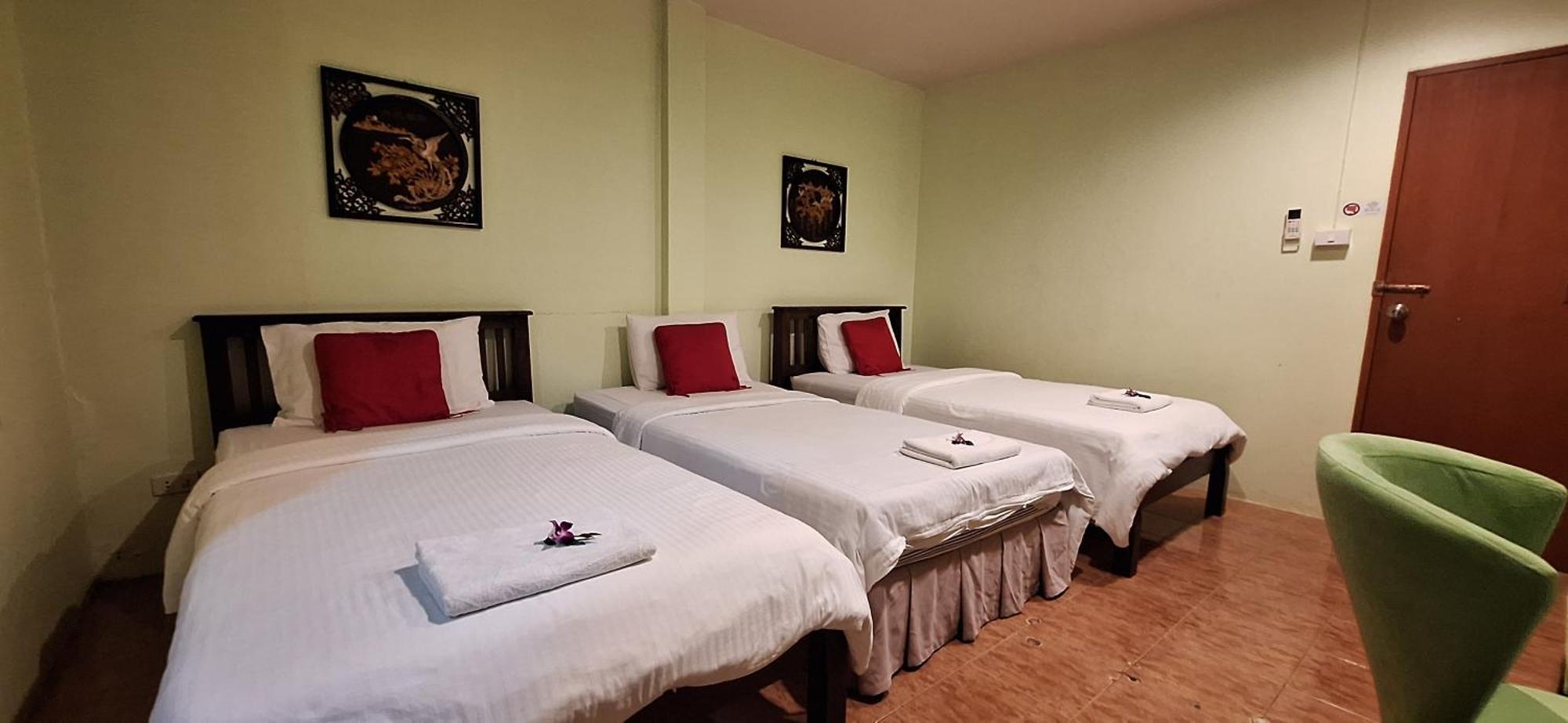 Guest house Kluay Mai Guest House 2*