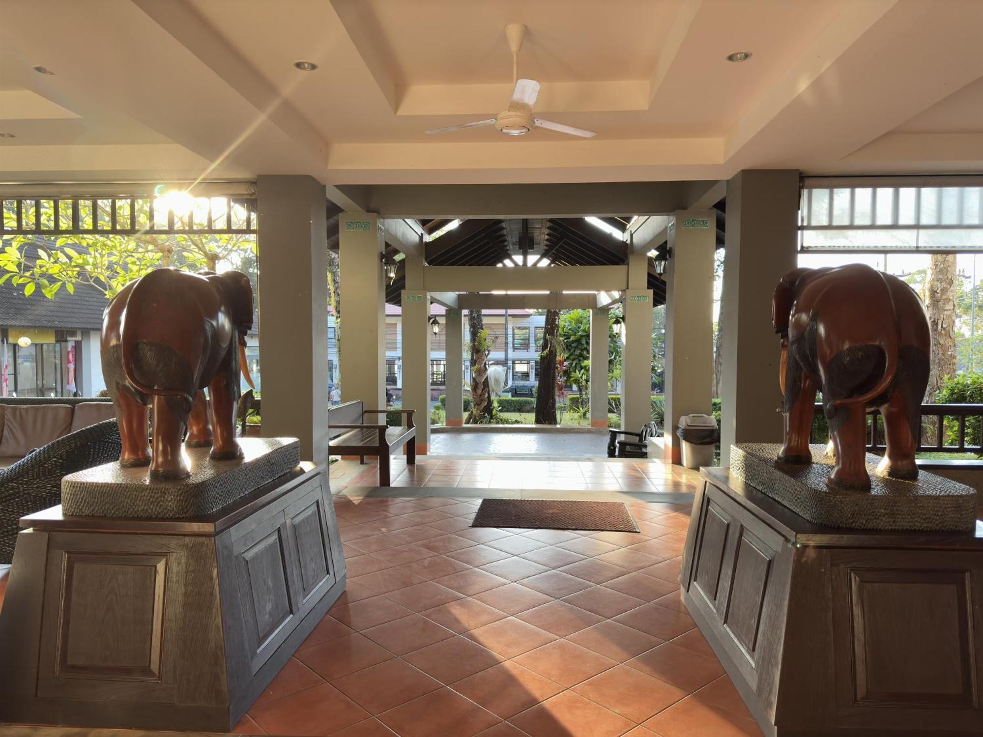 Resort Chang Buri & Hillside