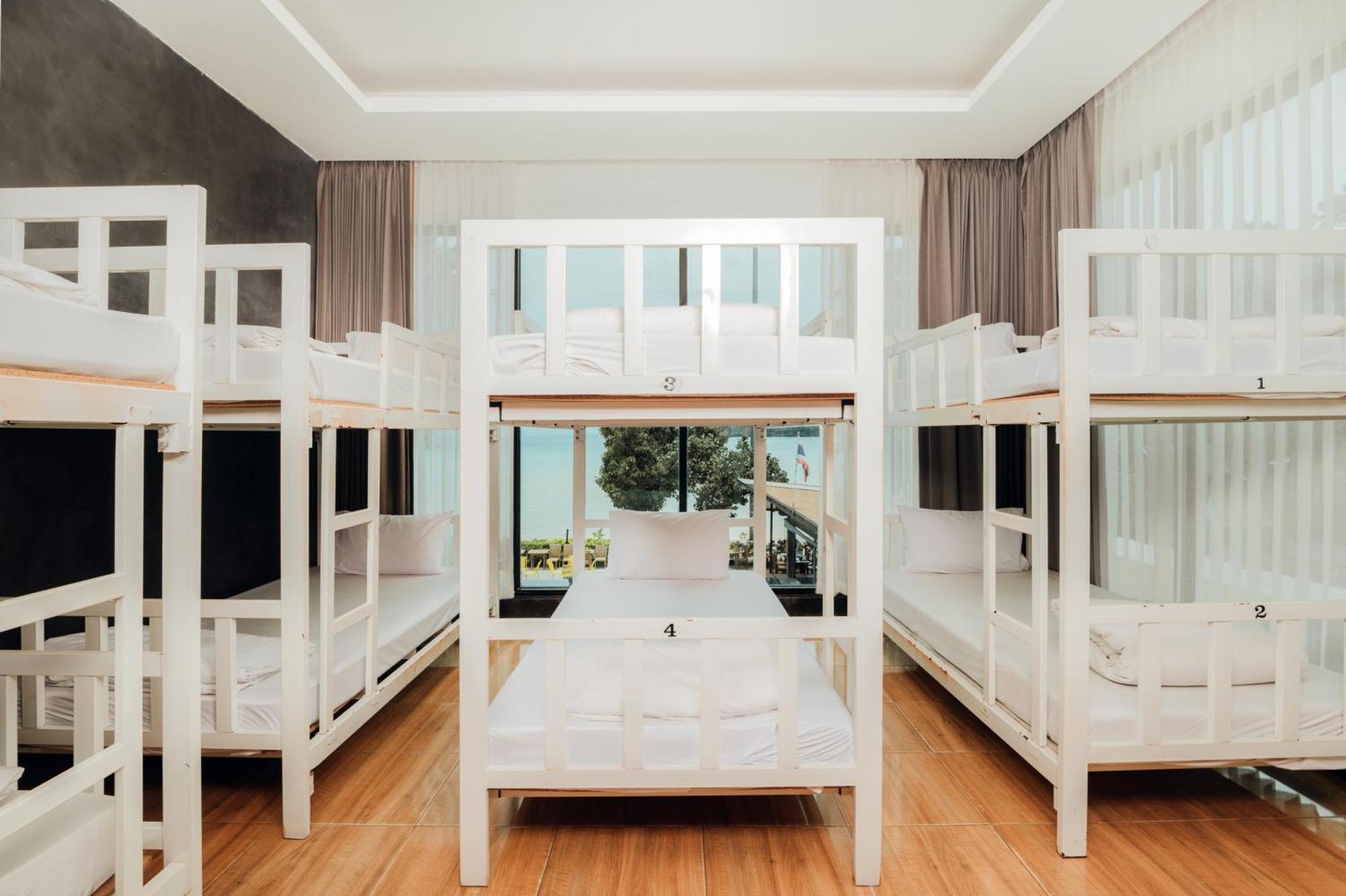 Ibiza 3* Phi Phi Don