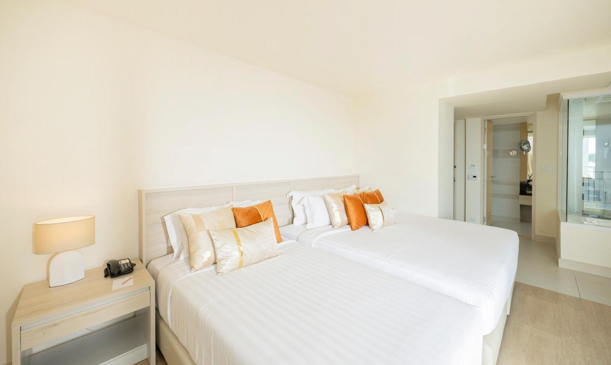 Sea View - Sha Extra 4* Pattaya