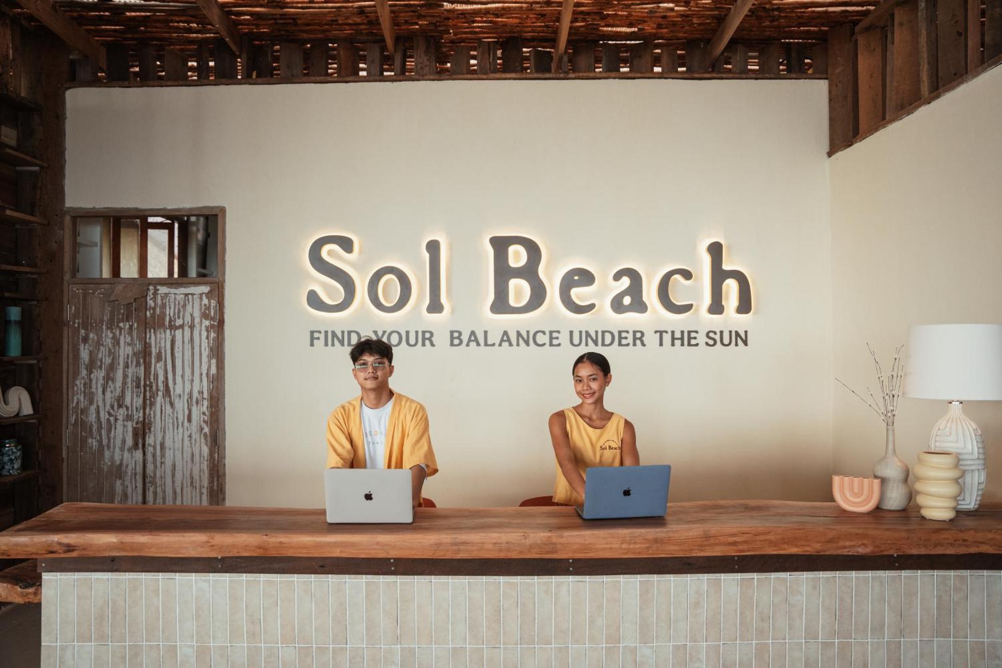 Sol *