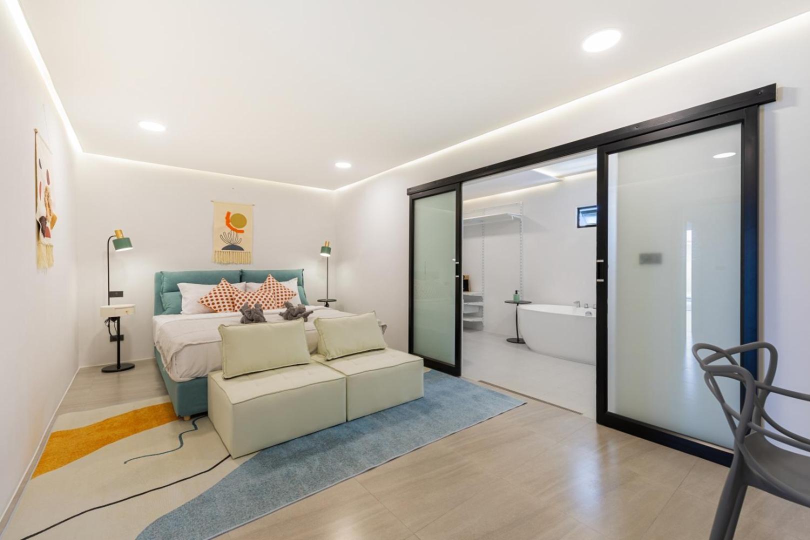 Unique Pool Slide Access Townhouse