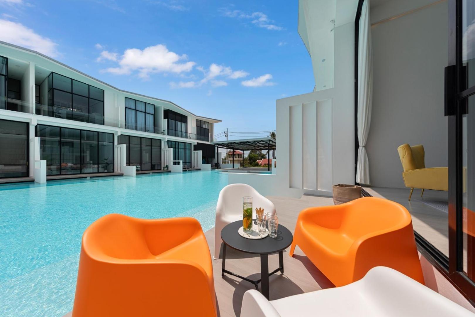 Unique Pool Slide Access Townhouse
