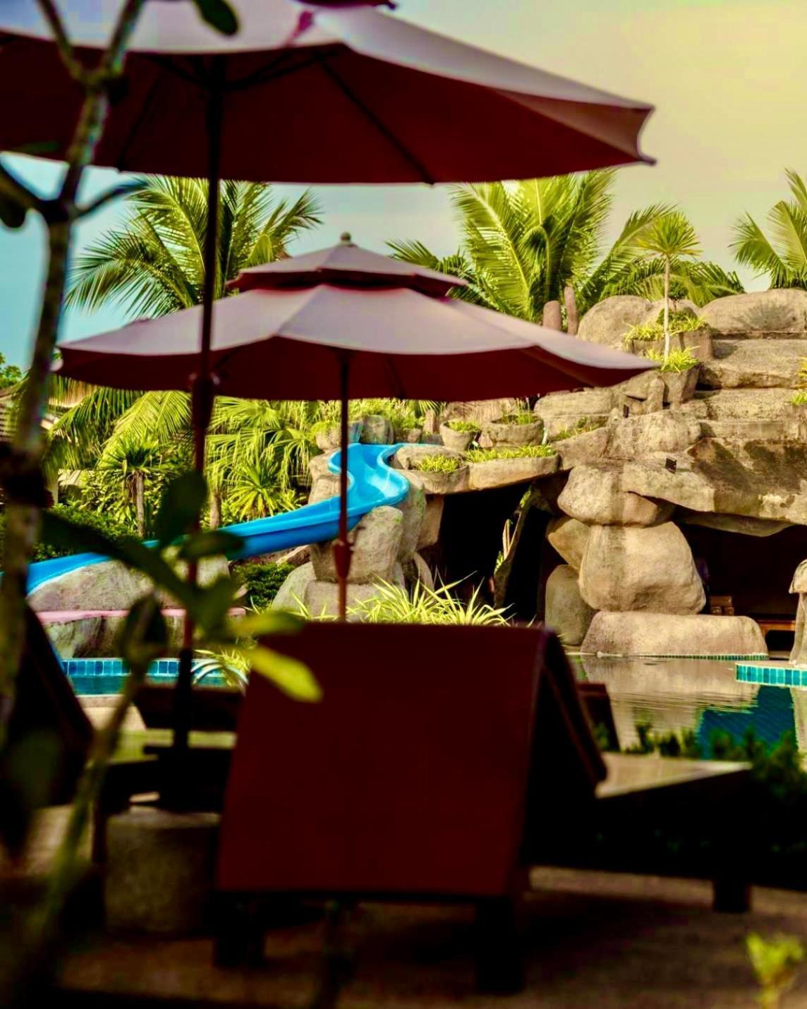 Happy Lagoon Resort *