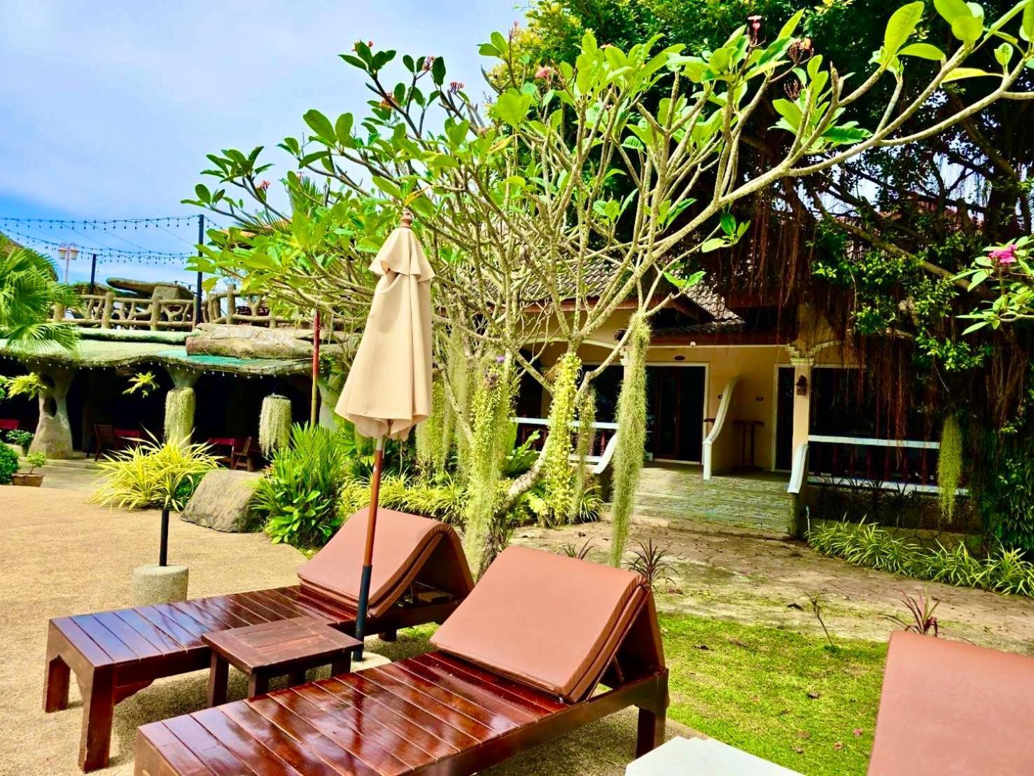 Happy Lagoon Resort