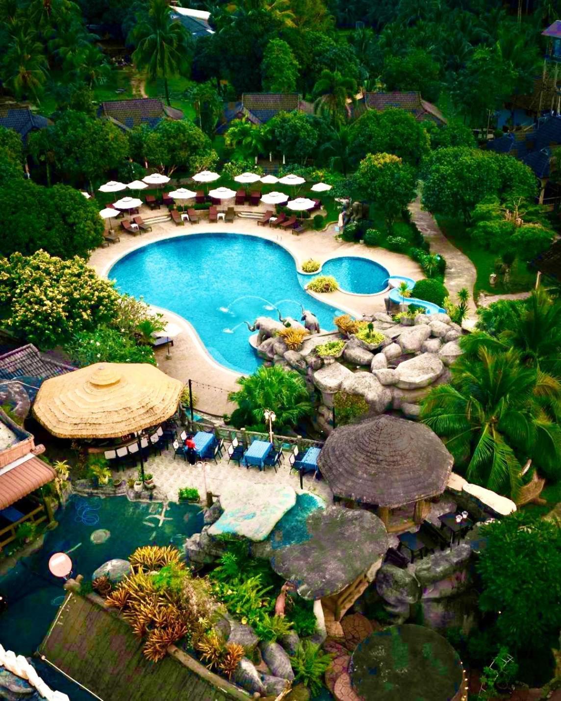 Happy Lagoon Resort *