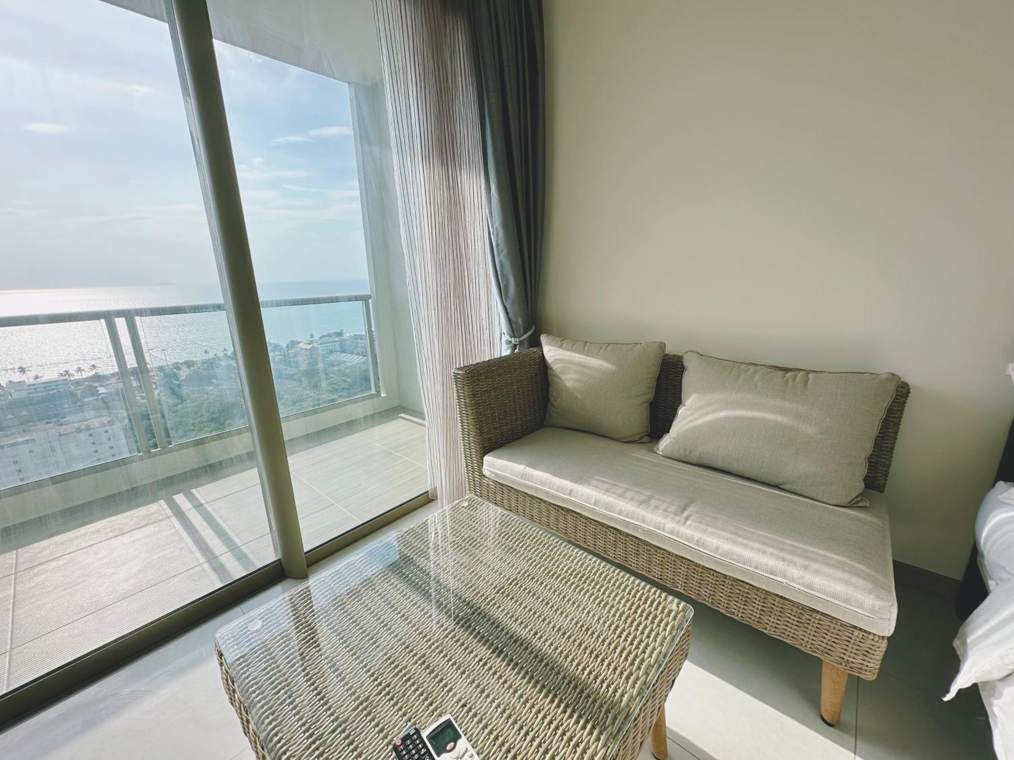 Riviera By Daisy Pattaya Apartment
