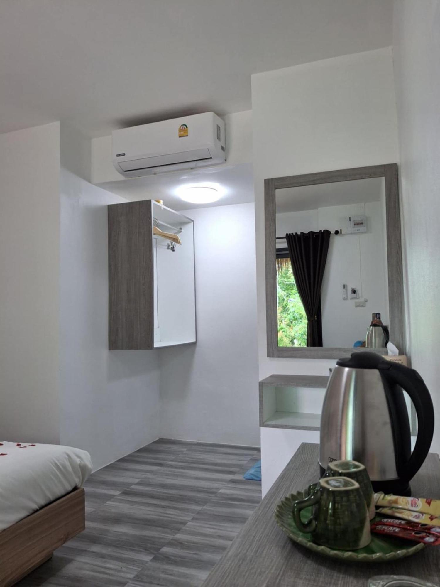 Resort Phurin Thara *