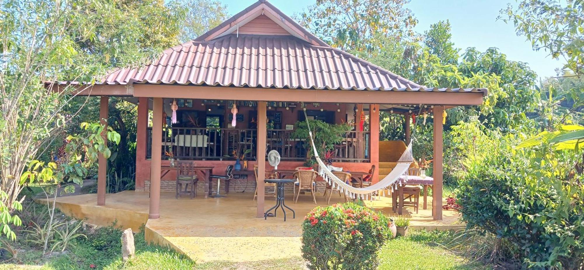 Country Retreat Resort
