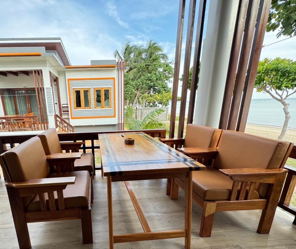 Villa Phangan Beachside Baan Tai