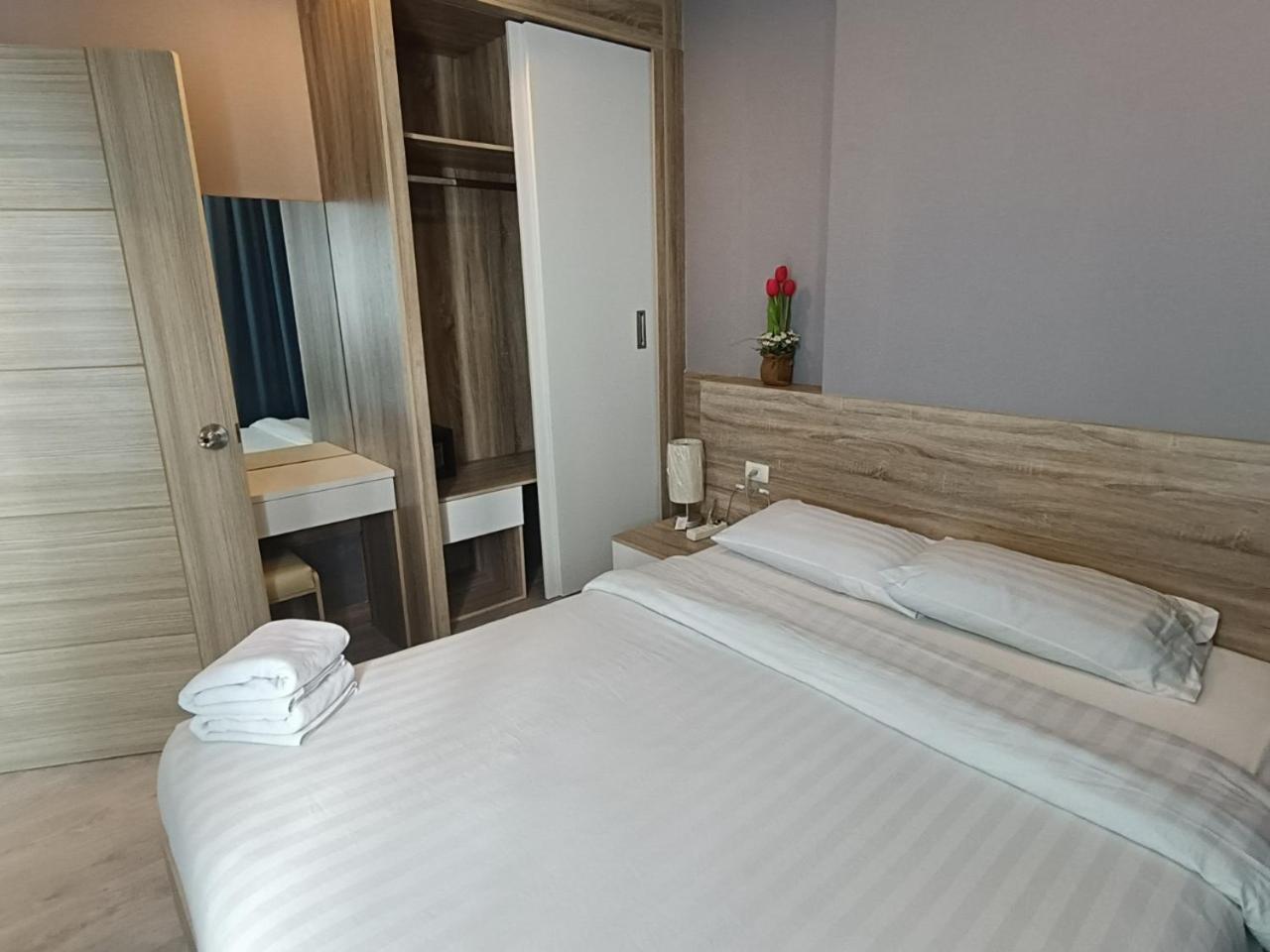 Jomtien Aparthotel *