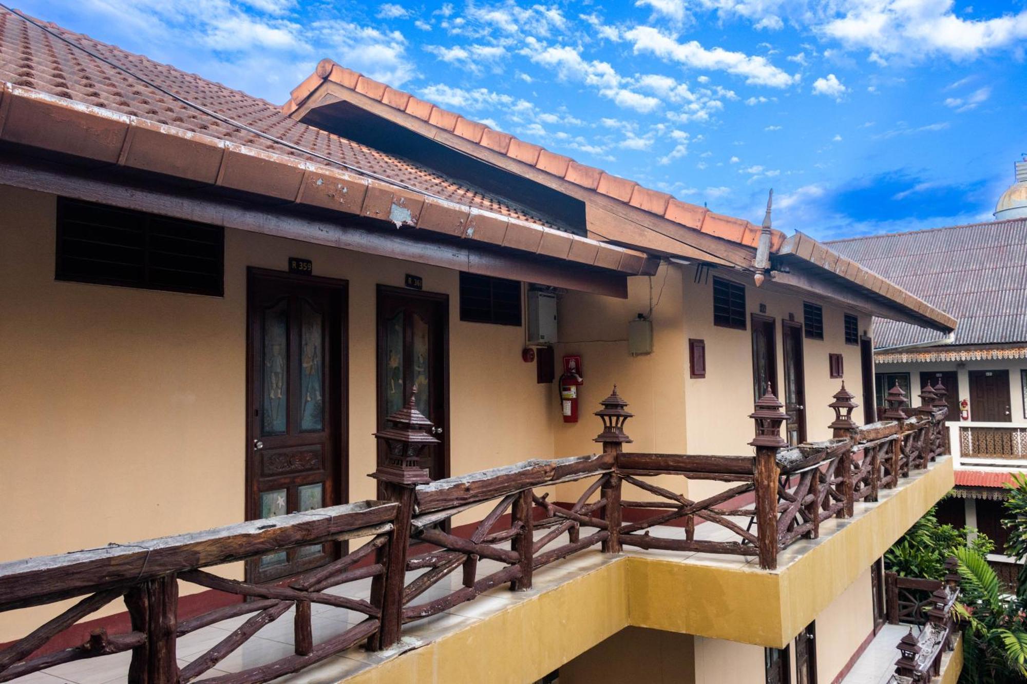 S.k. House 1 Guest house