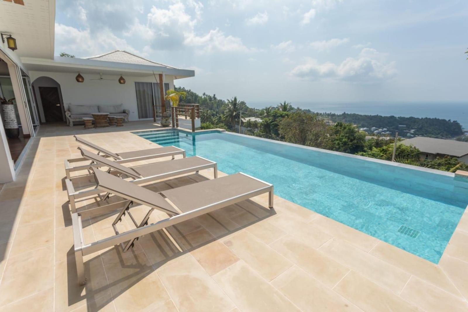 Takian Luxury , Seaview & Sunset Villa
