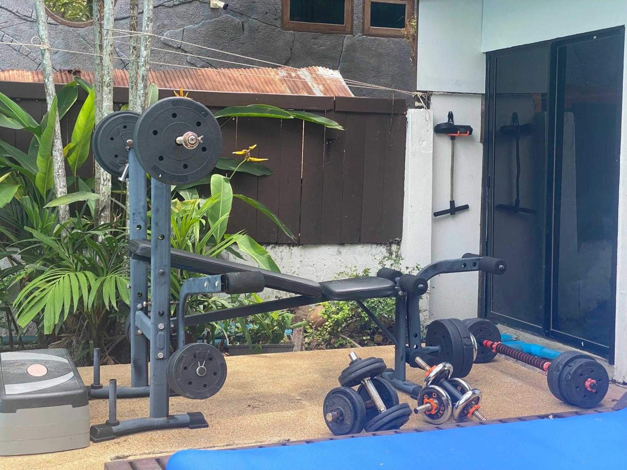 Phangan Paragon Hostel