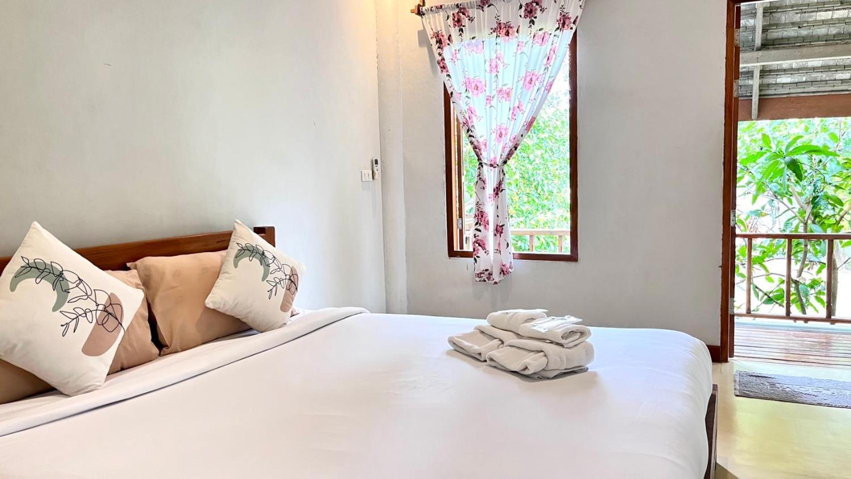Flora Resort Pai