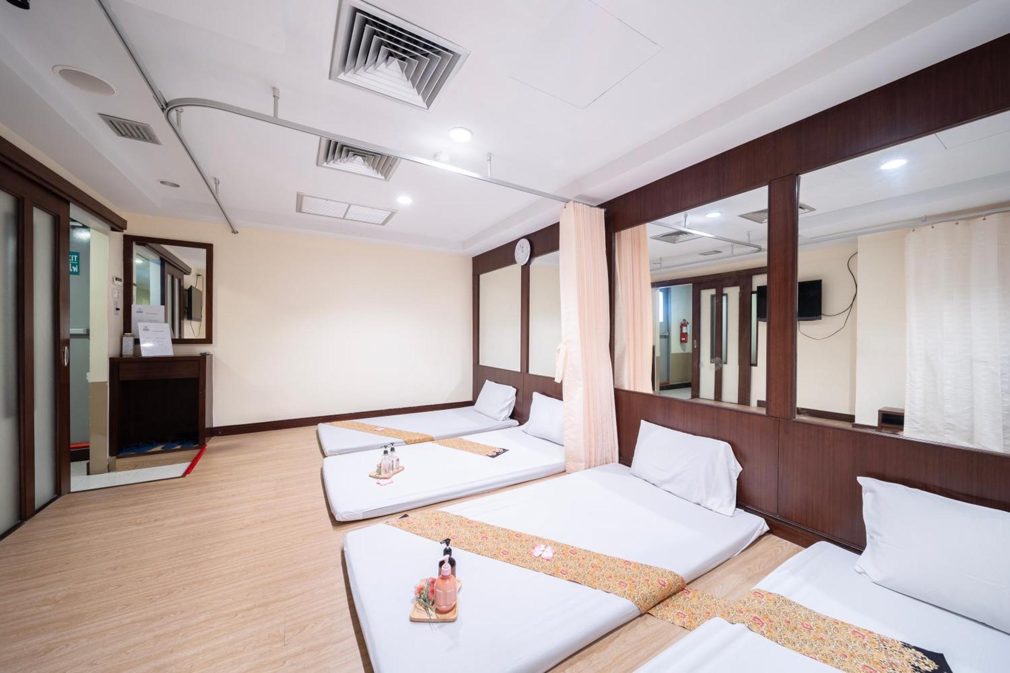 Hotel New Season 3*