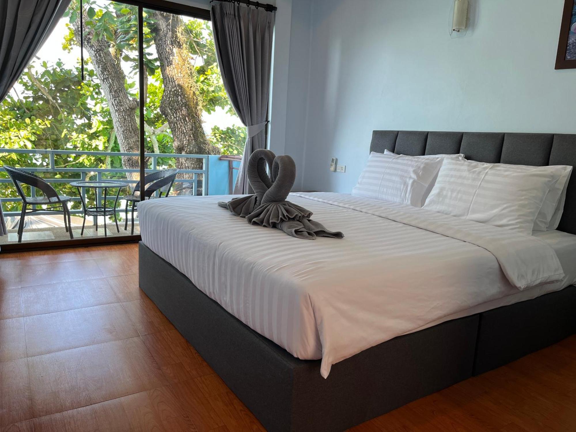 Hotel Bamboo @ 3*