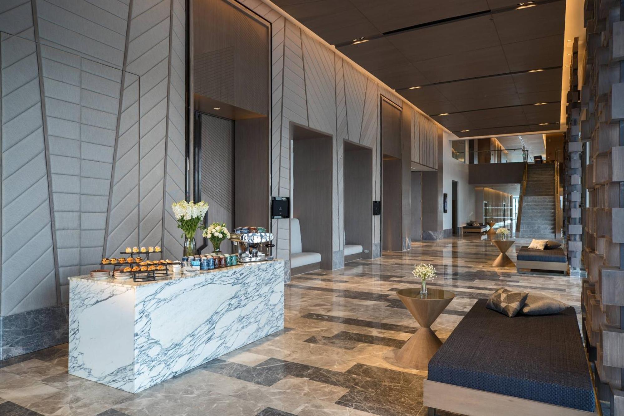 Renaissance Pattaya & 5*