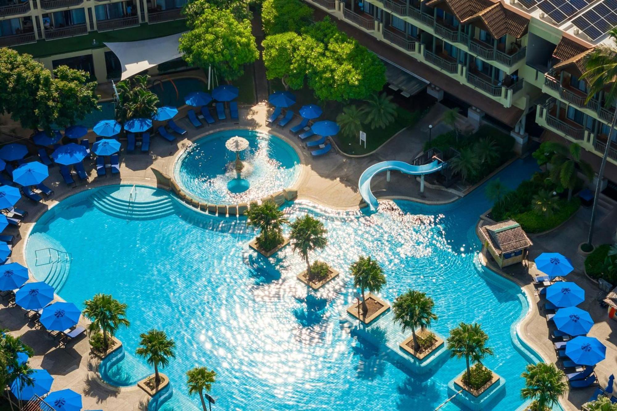 Resort Phuket Marriott & Spa, Merlin Patong