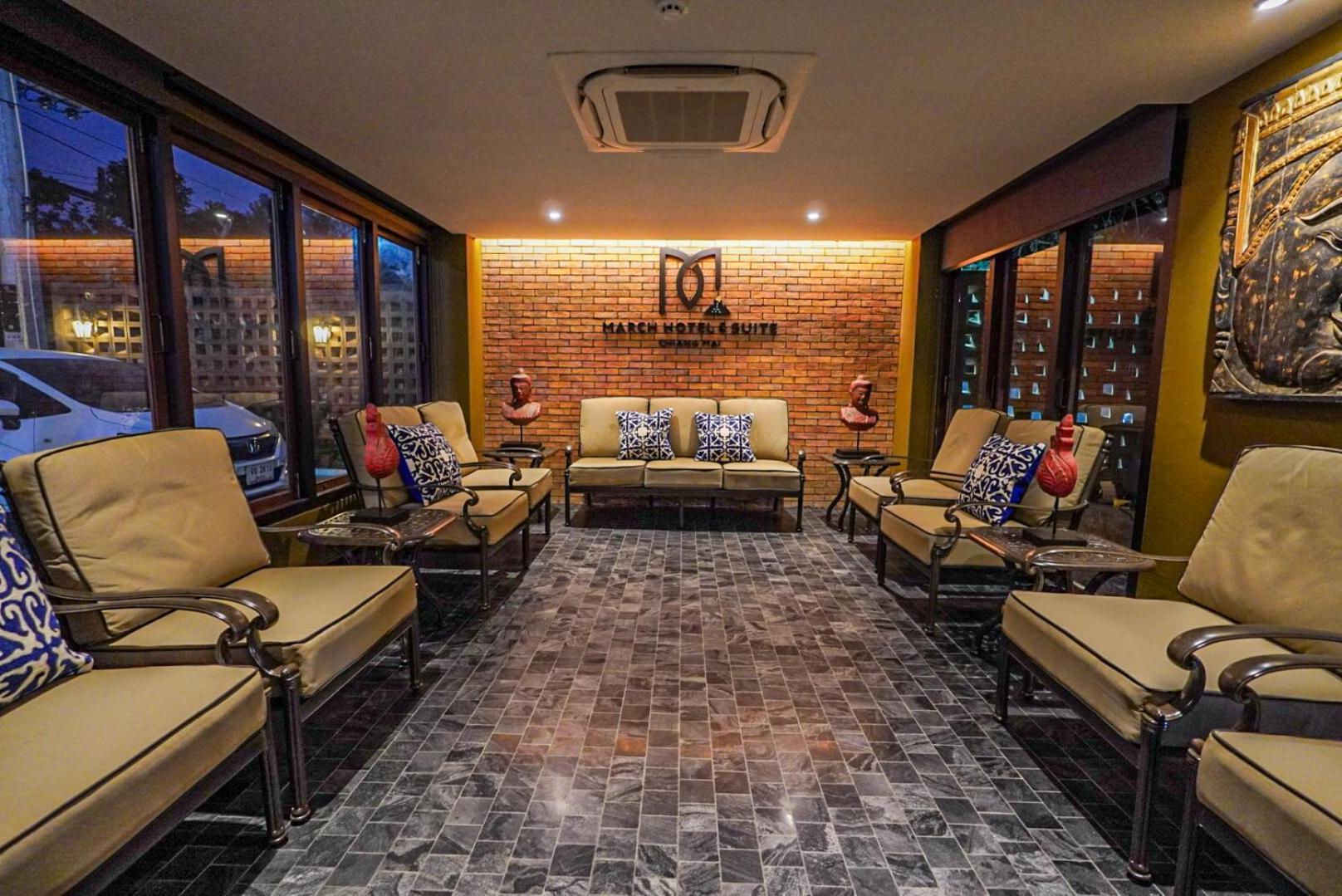 March Hotel & Suite Riverside 4* Chiang Mai