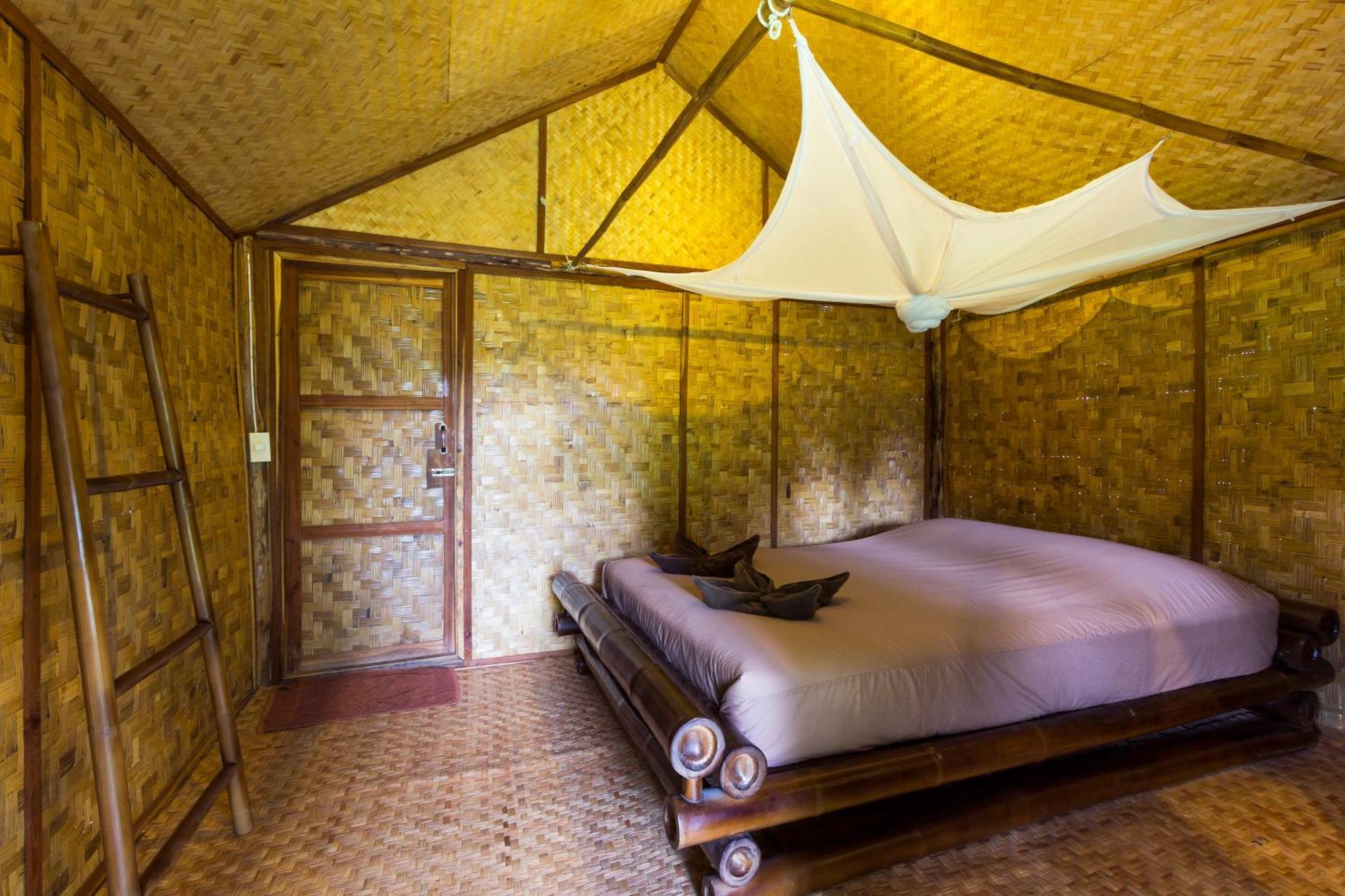 Country Hut Guest house 2*