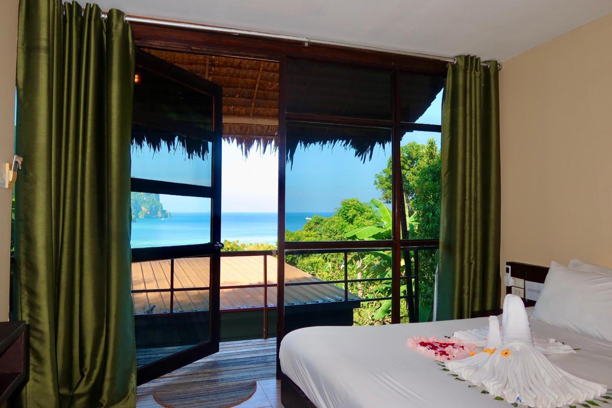 Sea Sky Resort Phi Phi Don