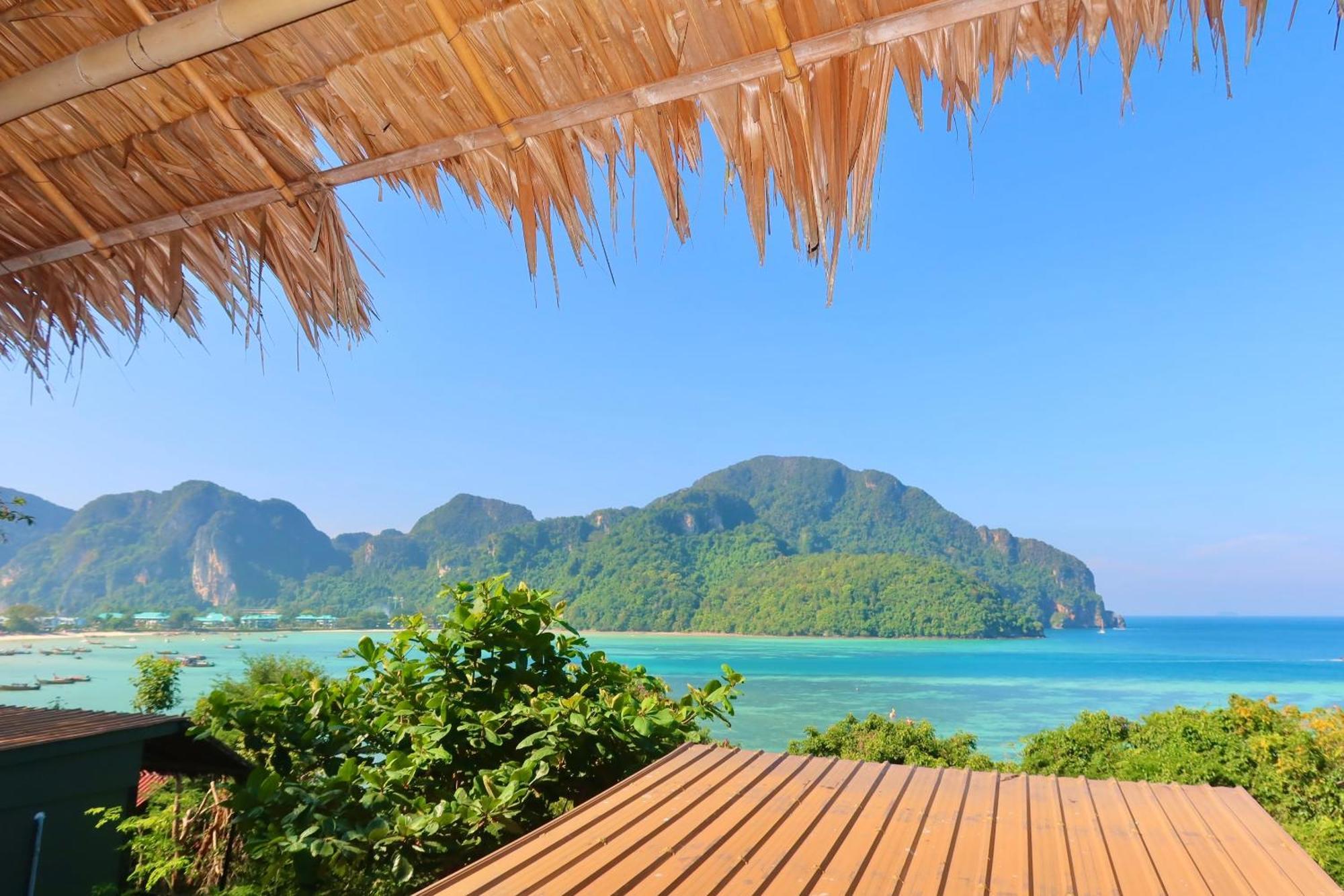 Resort Sea Sky Phi Phi Don