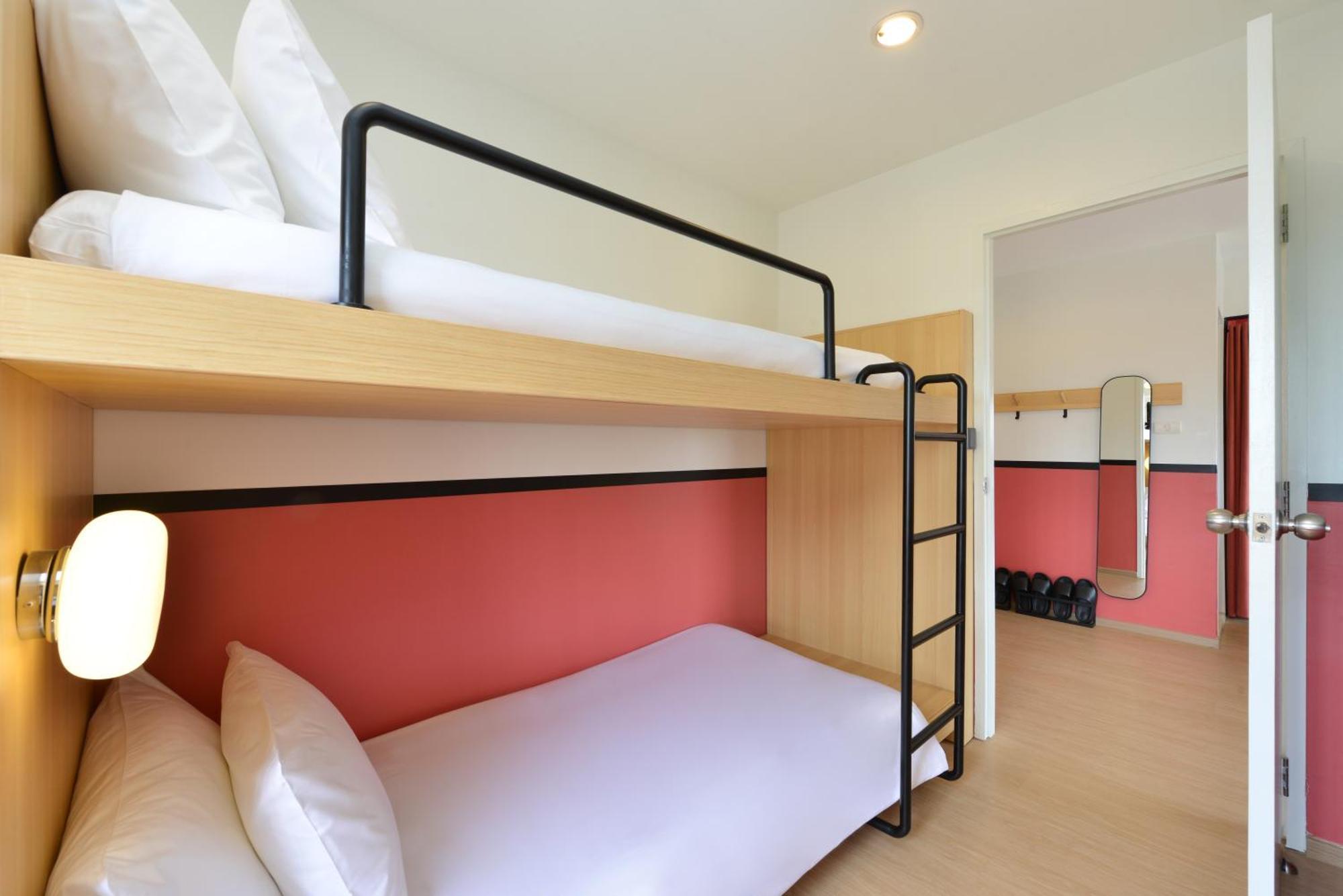 Hotel The Grass Serviced Pattaya