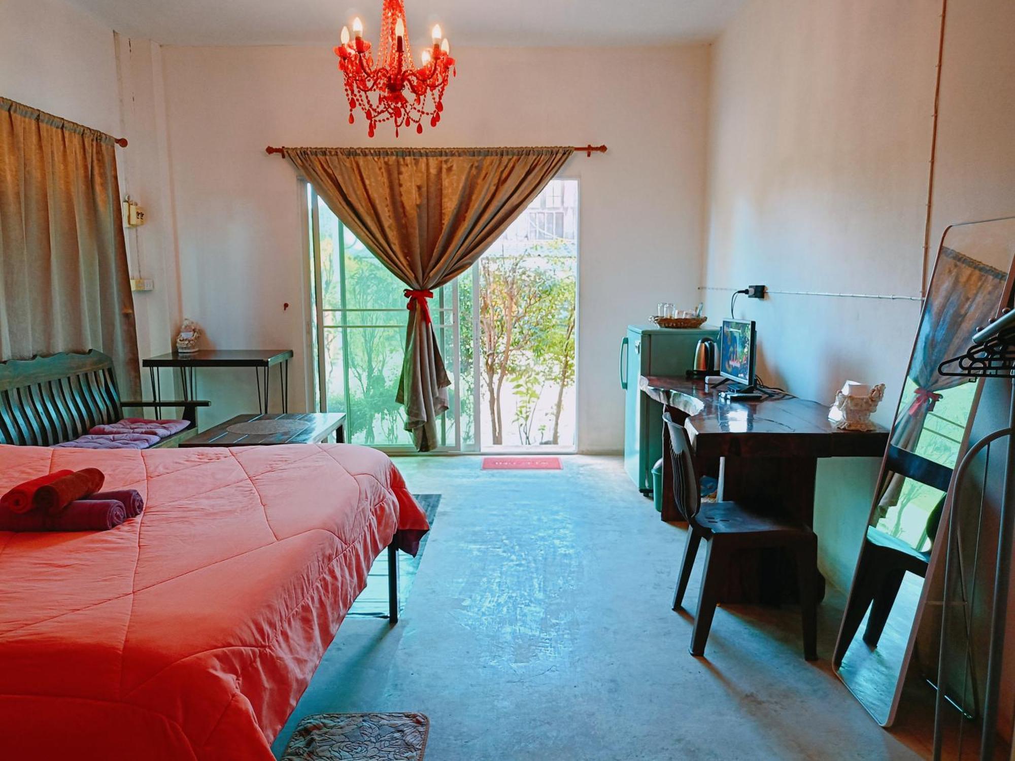 Six Nature Hotel 2*