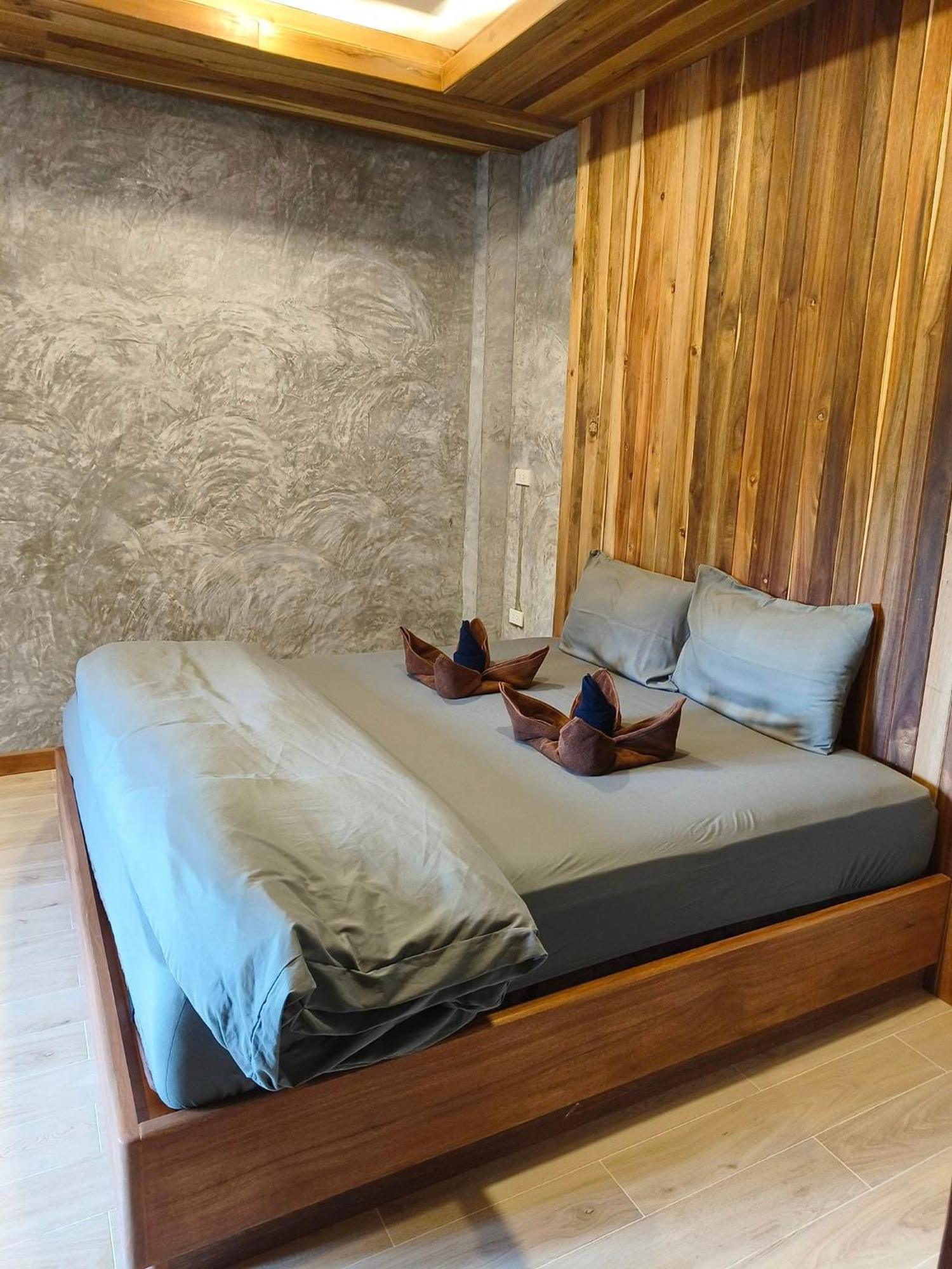 Resort Dewshore 2*