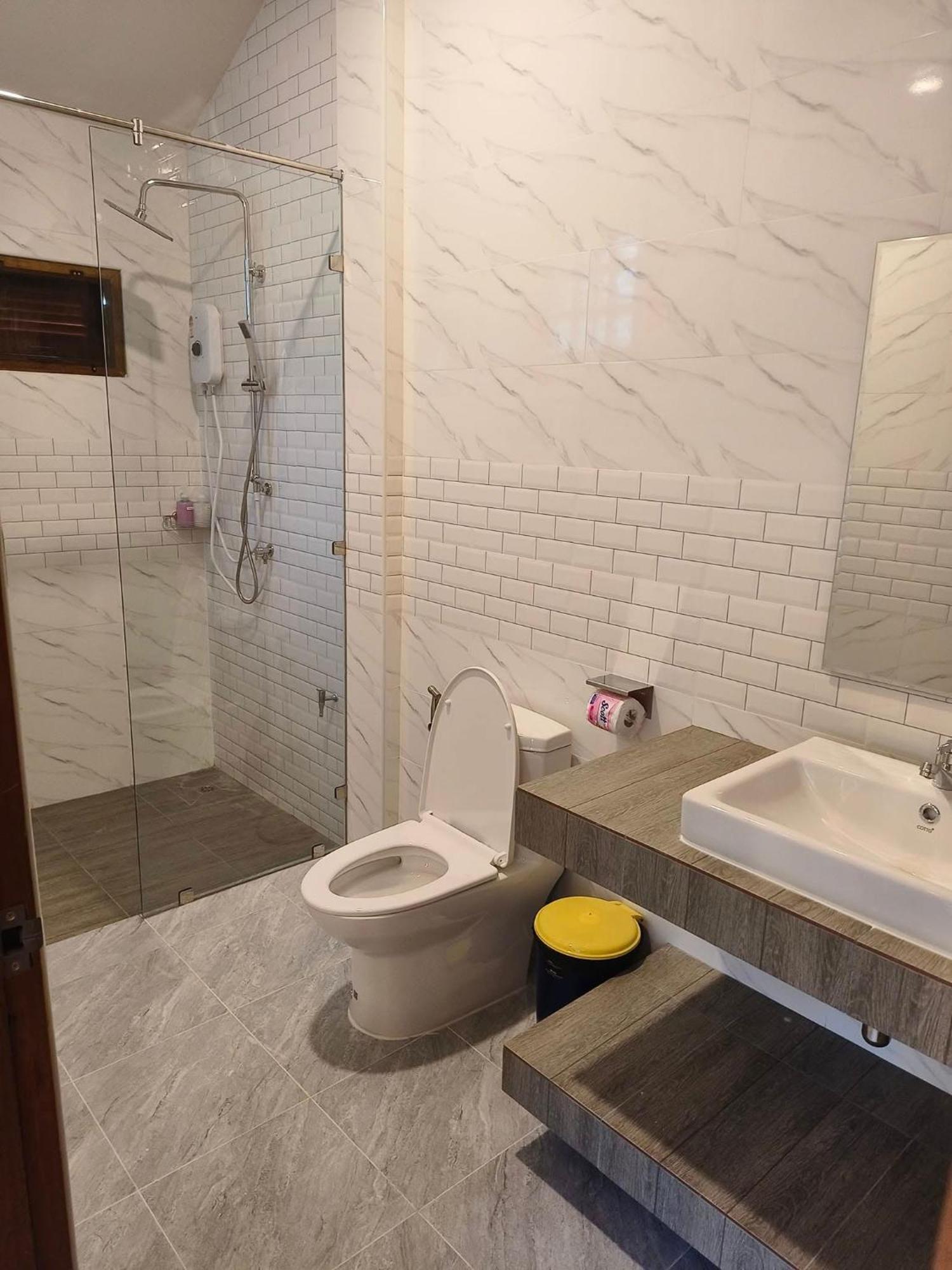 Dewshore Resort Baan Tai