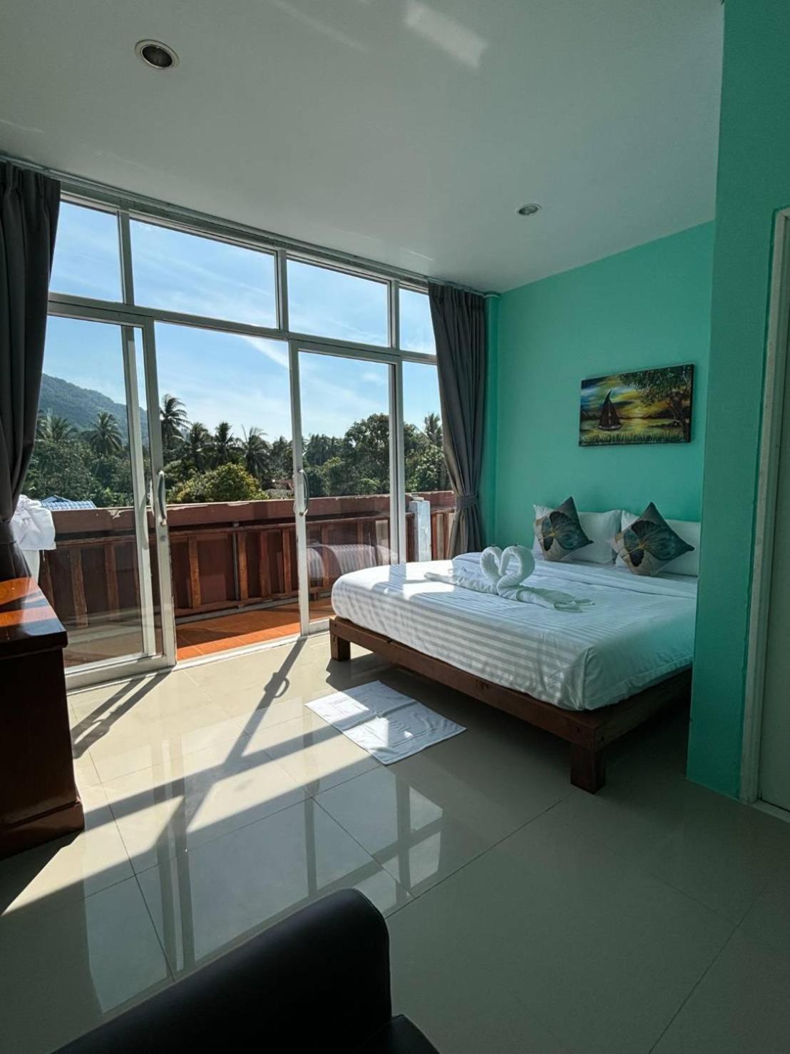 Rung Phangan Hotel