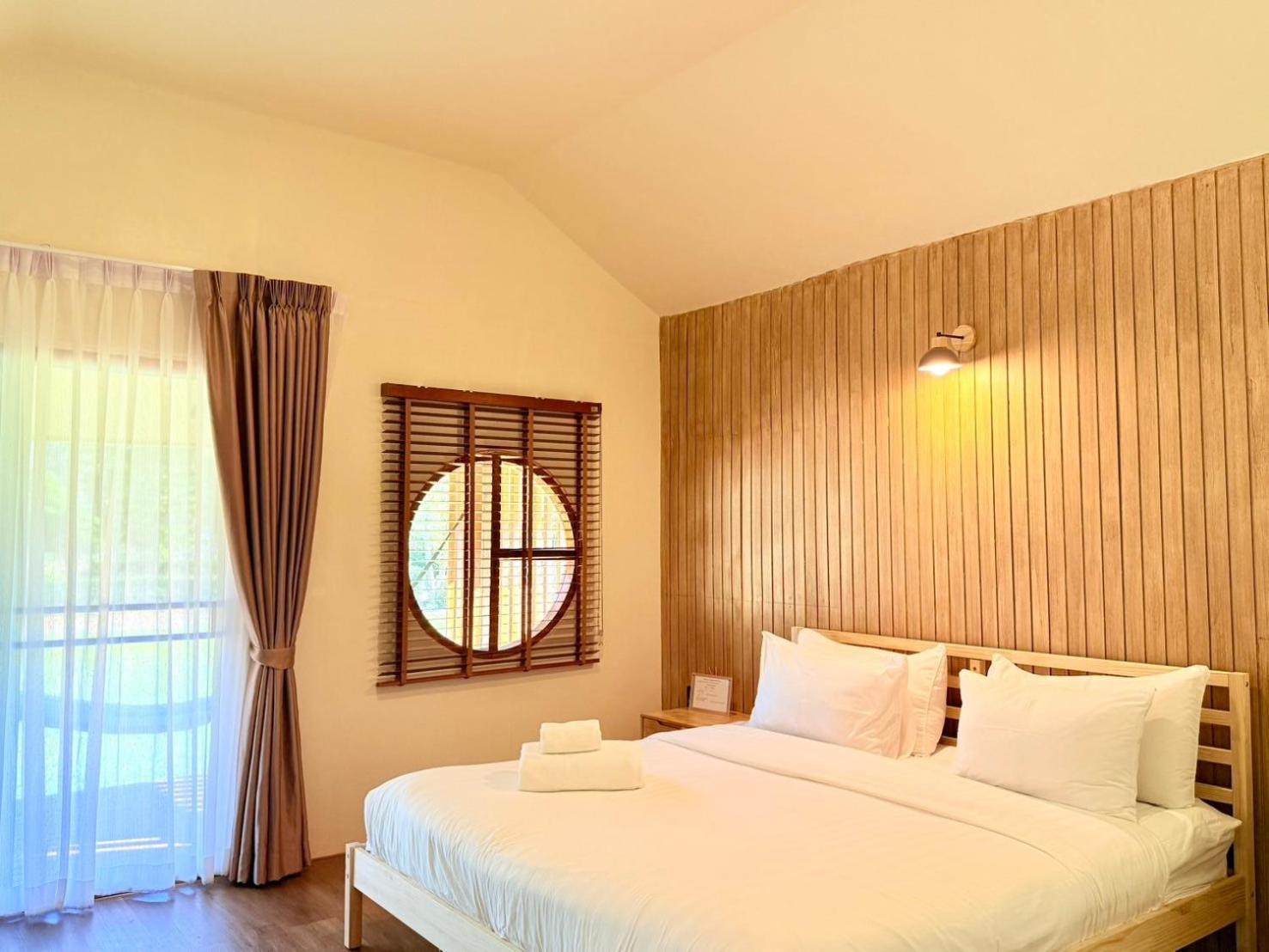 Nam Now Bed & Breakfast 2*
