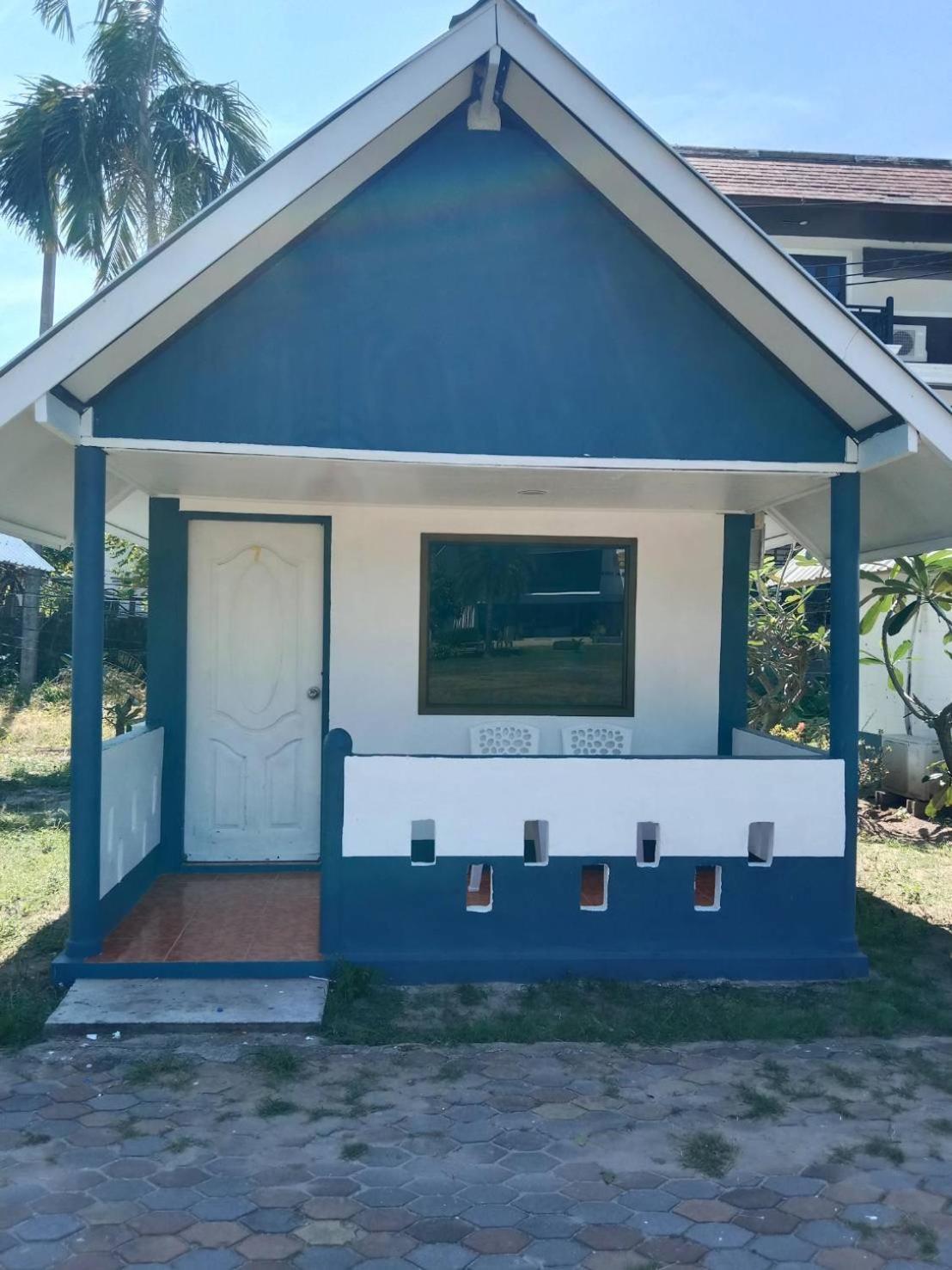 Gypsy Bungalow- Island