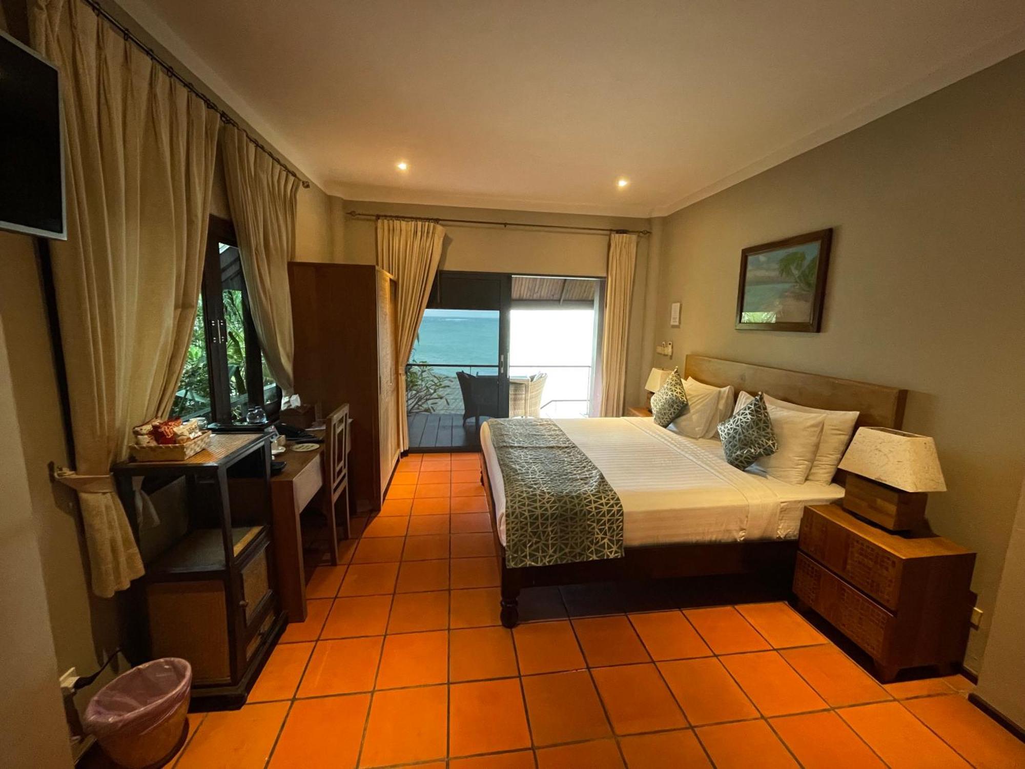 Beyond The Blue Horizon Boutique Resort