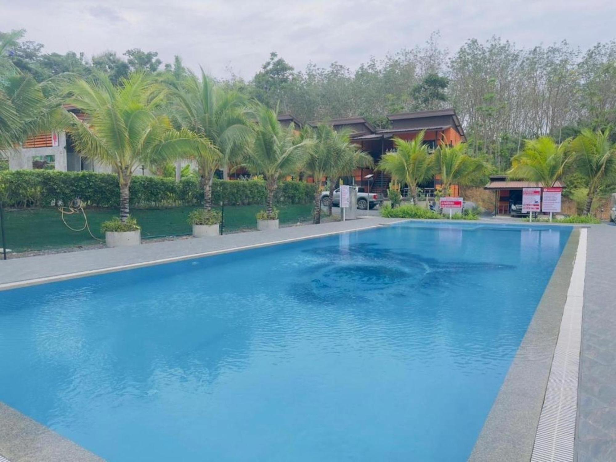Hotel Chomview Lanta Water Park