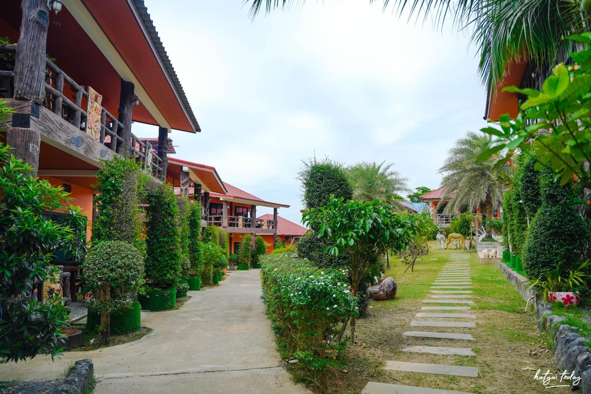 Chomview Lanta Water Park Hotel 3*