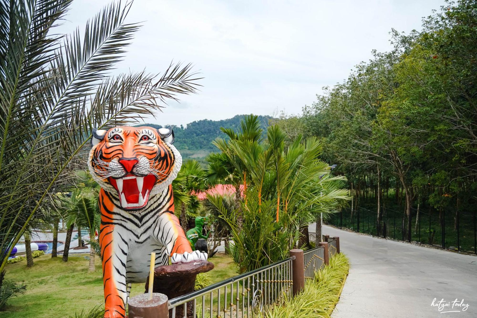 Chomview Lanta Water Park